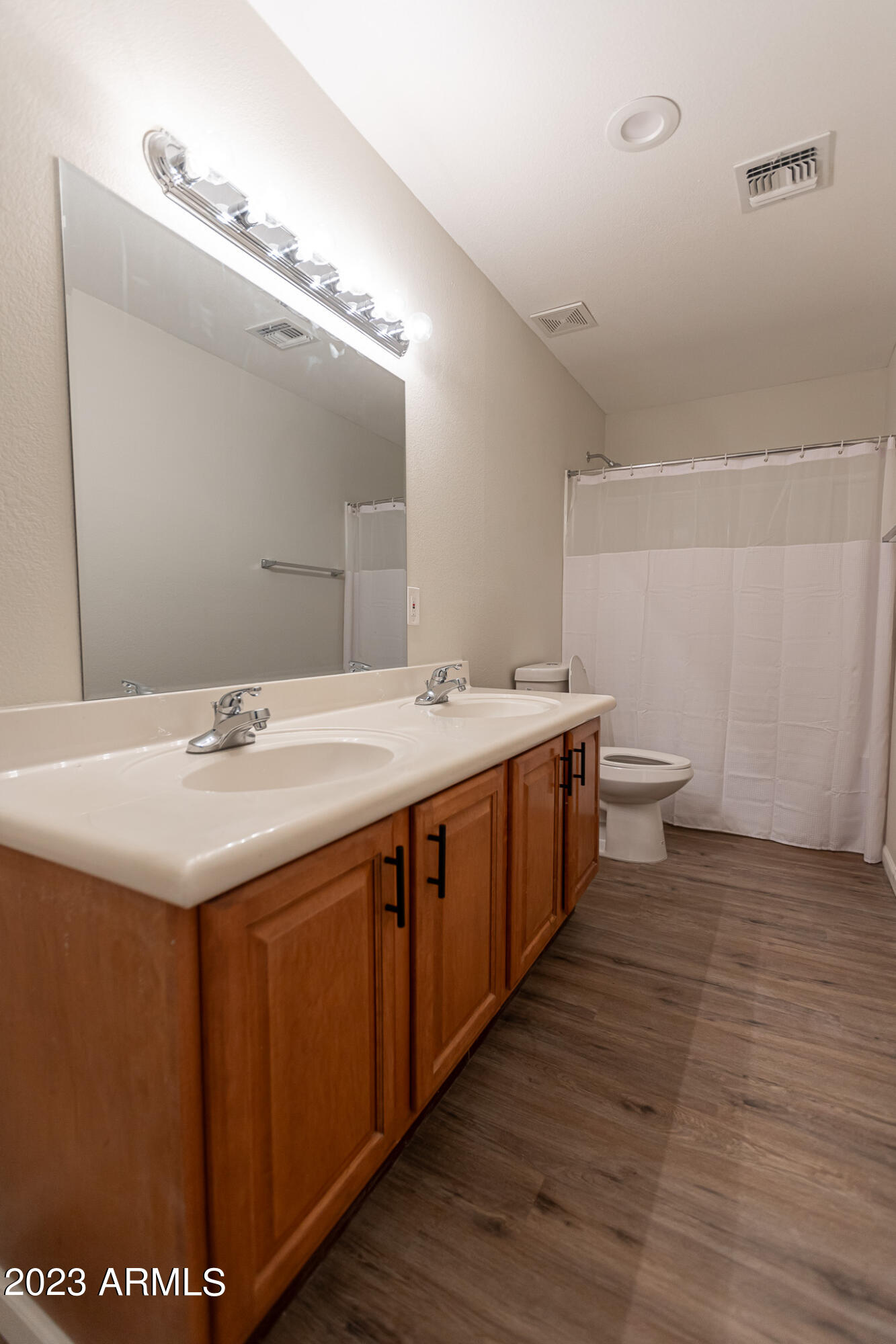 ADDITION TO BENNETTS ACRE CITY - Residential