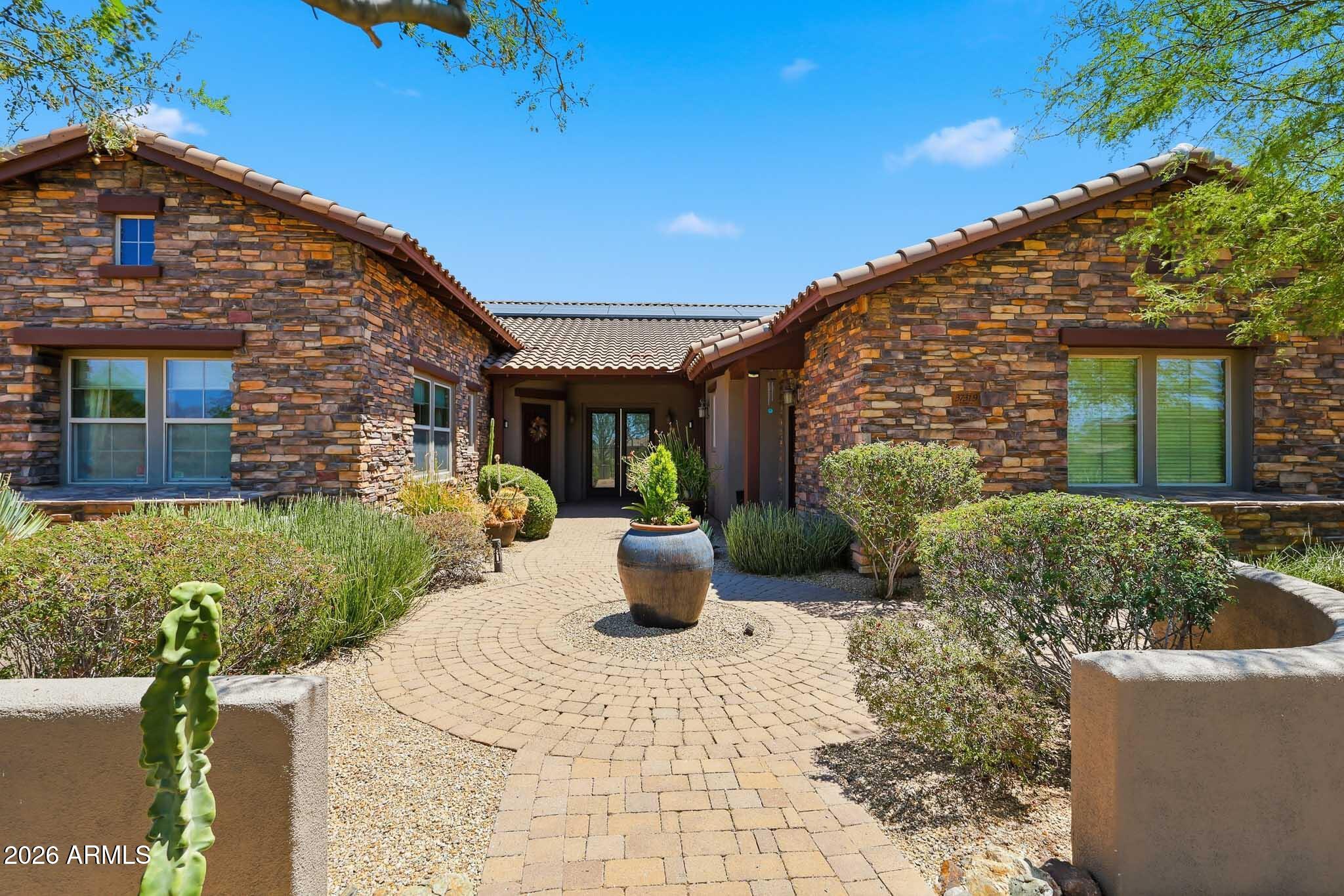 MIRABEL VILLAGE 15 - Residential