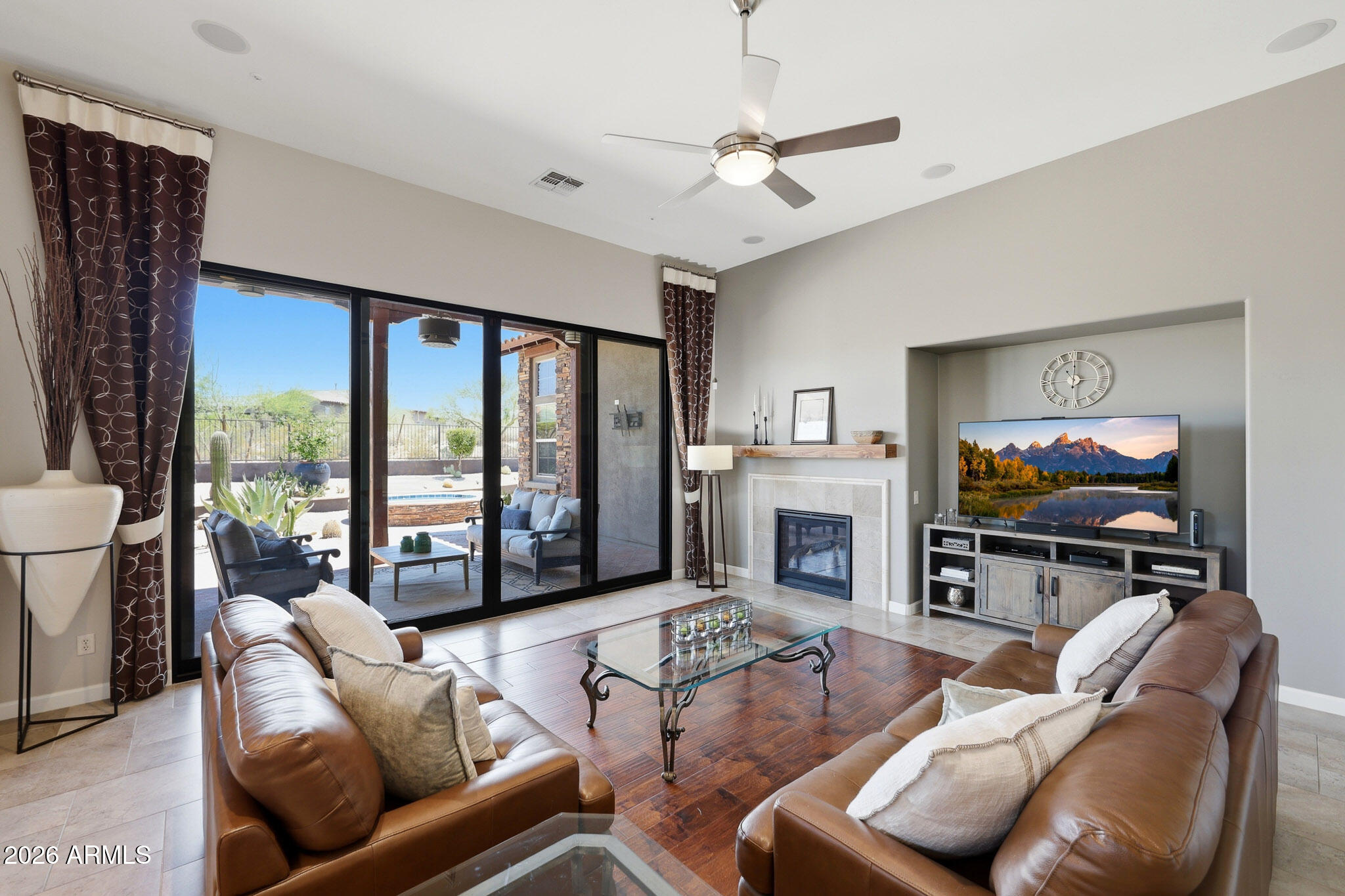 MIRABEL VILLAGE 15 - Residential
