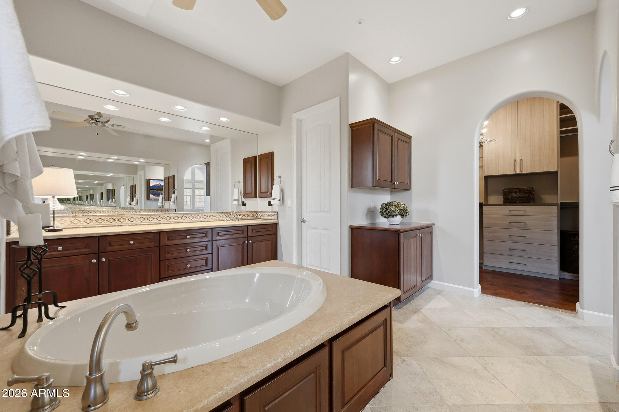 MIRABEL VILLAGE 15 - Residential