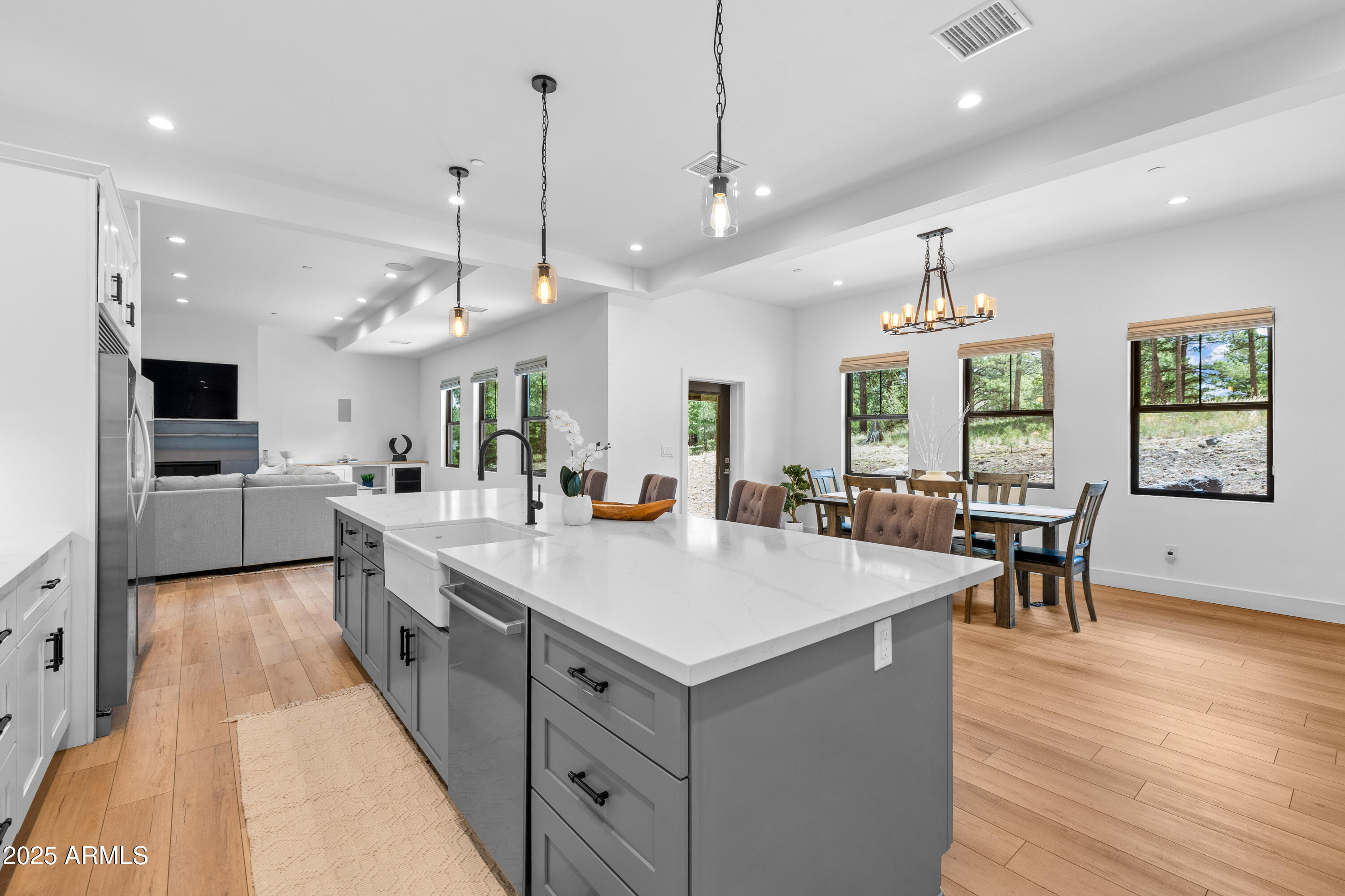 ESTATES AT PINE CANYON UNIT 1 RESUB LOT: 57 - Residential