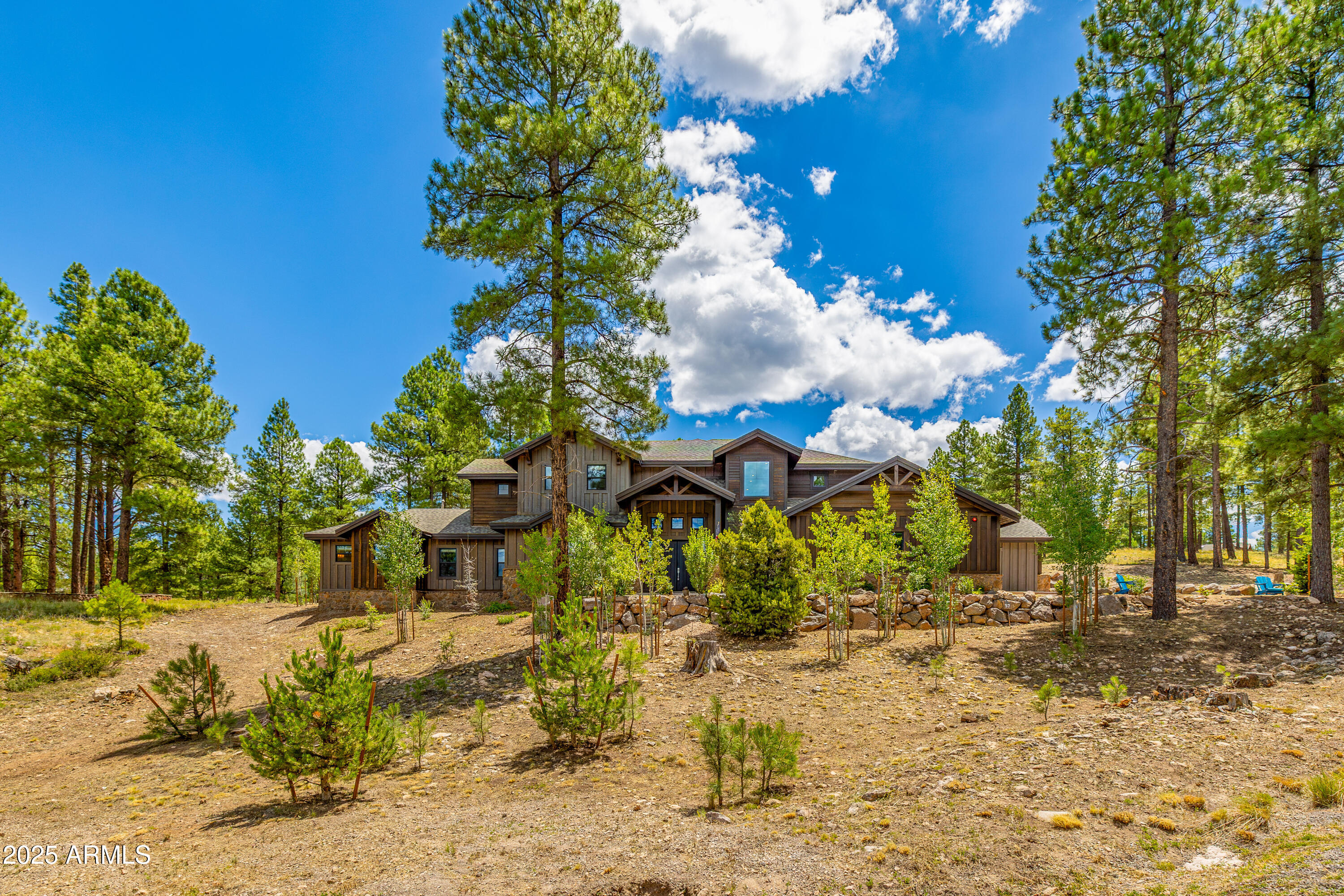ESTATES AT PINE CANYON UNIT 1 RESUB LOT: 57 - Residential