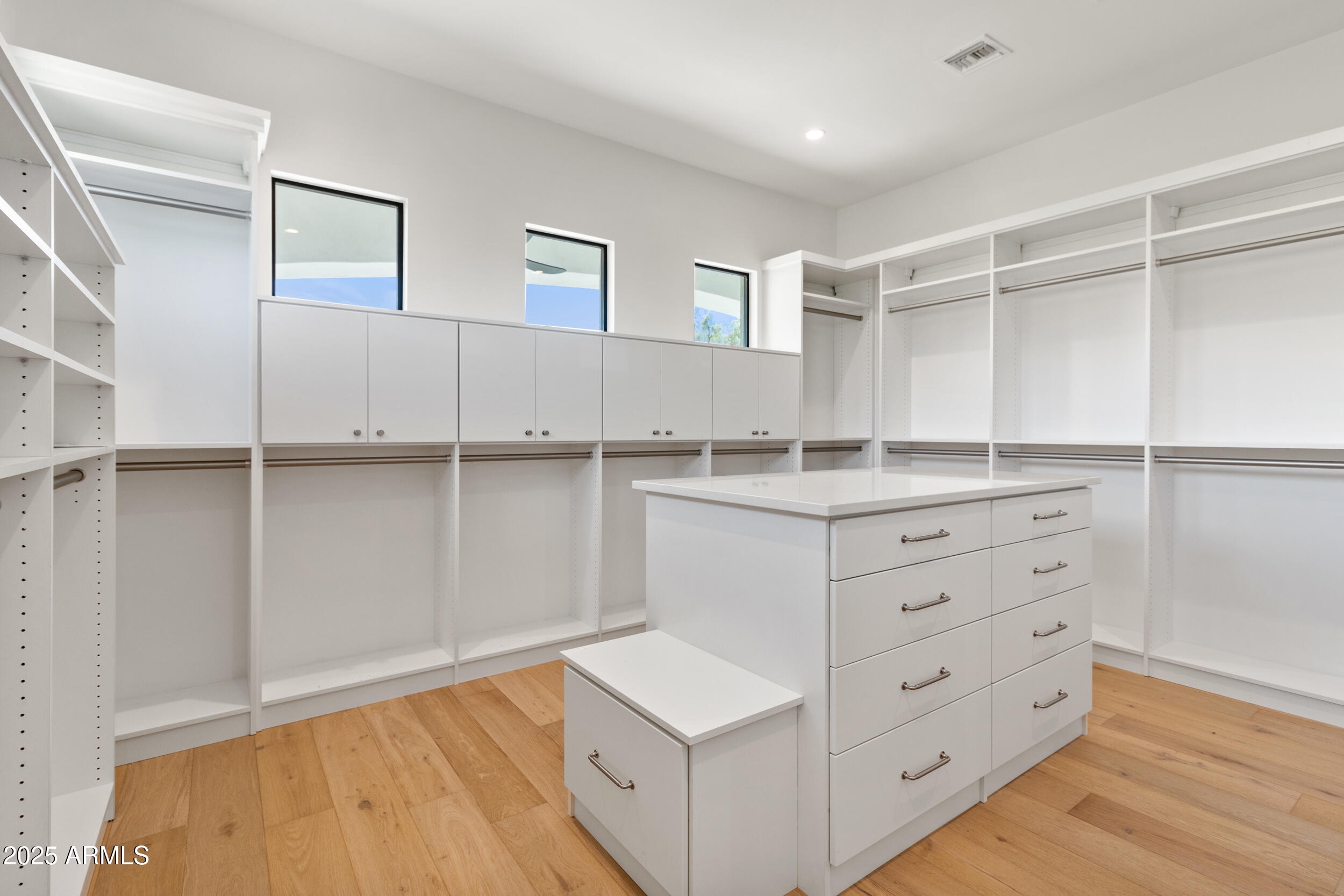 PARADISE VIEW ESTATES AMD - Residential