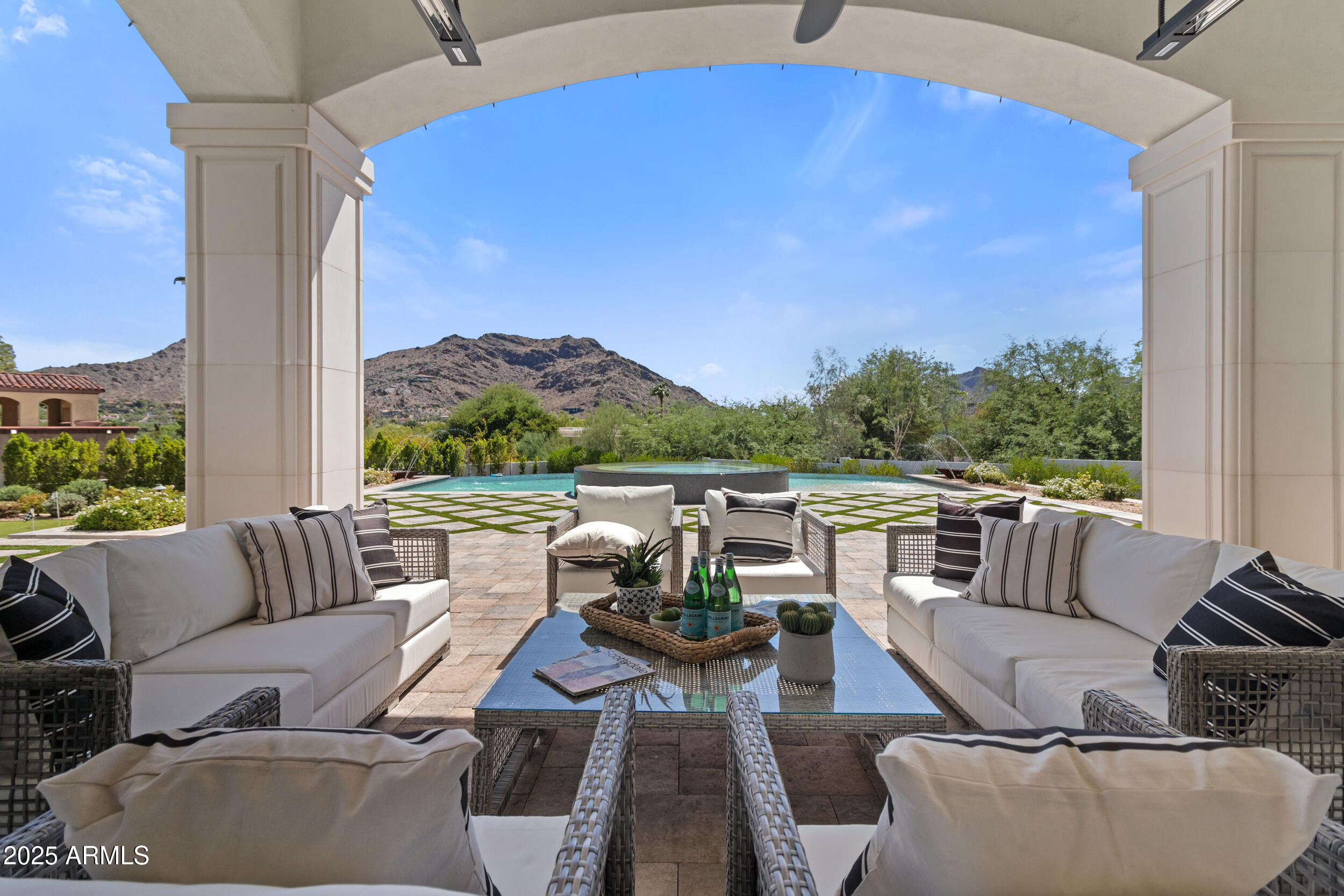 PARADISE VIEW ESTATES AMD - Residential