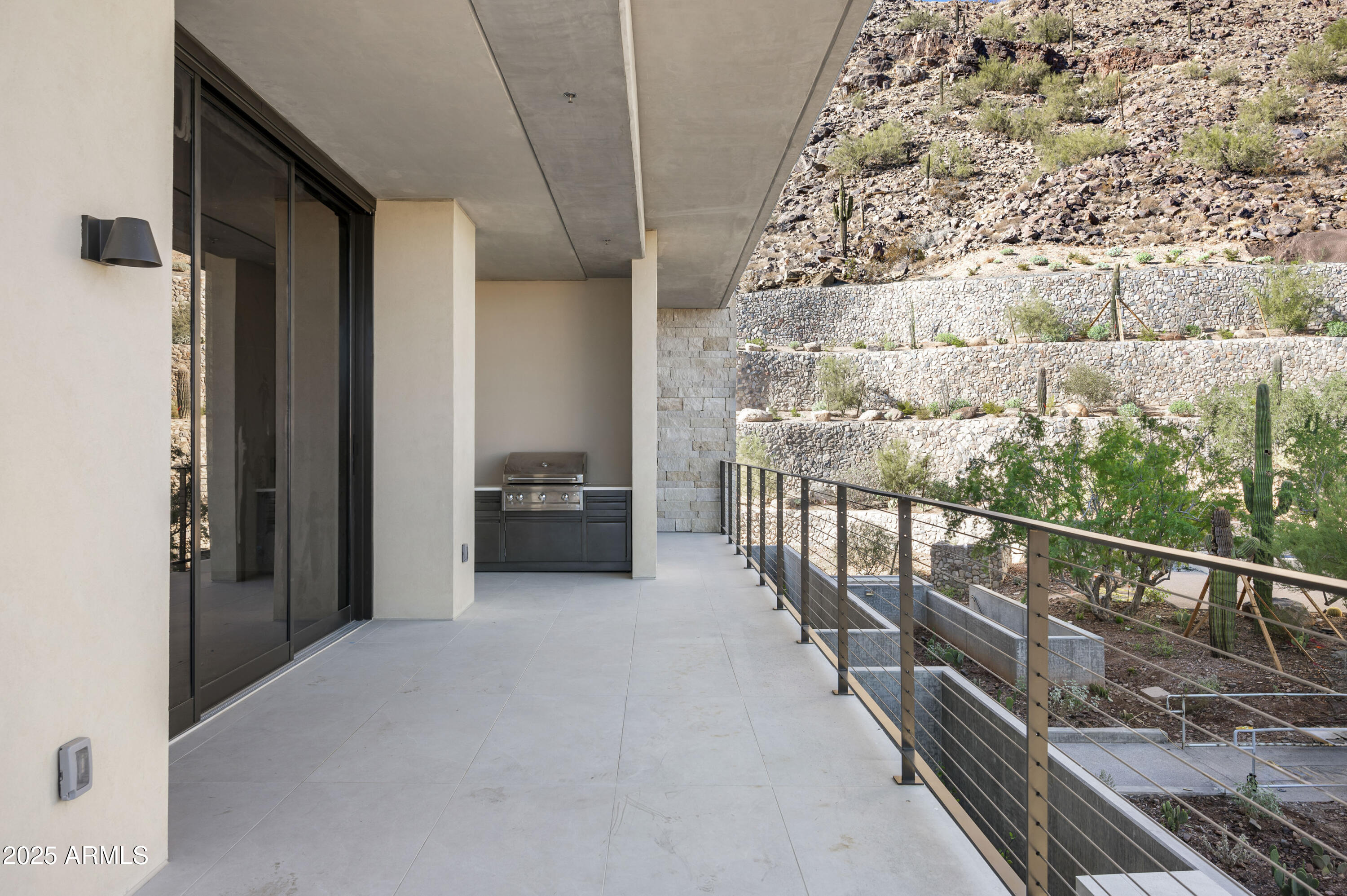 PHOENICIAN - Residential