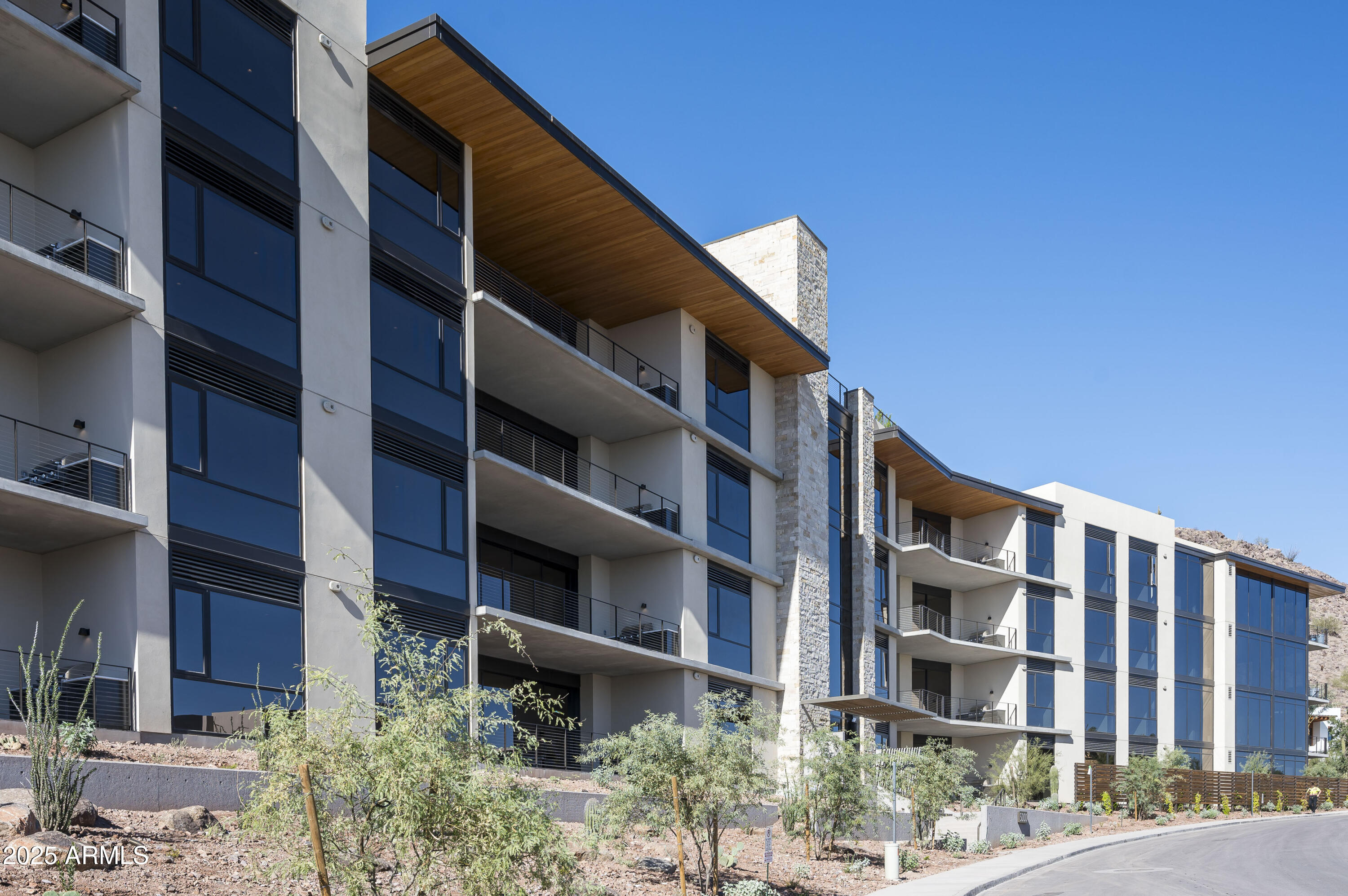 PHOENICIAN - Residential