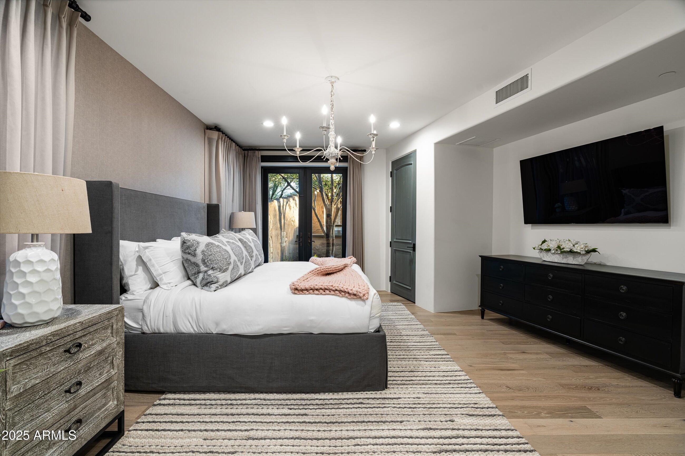 Estancia - Residential