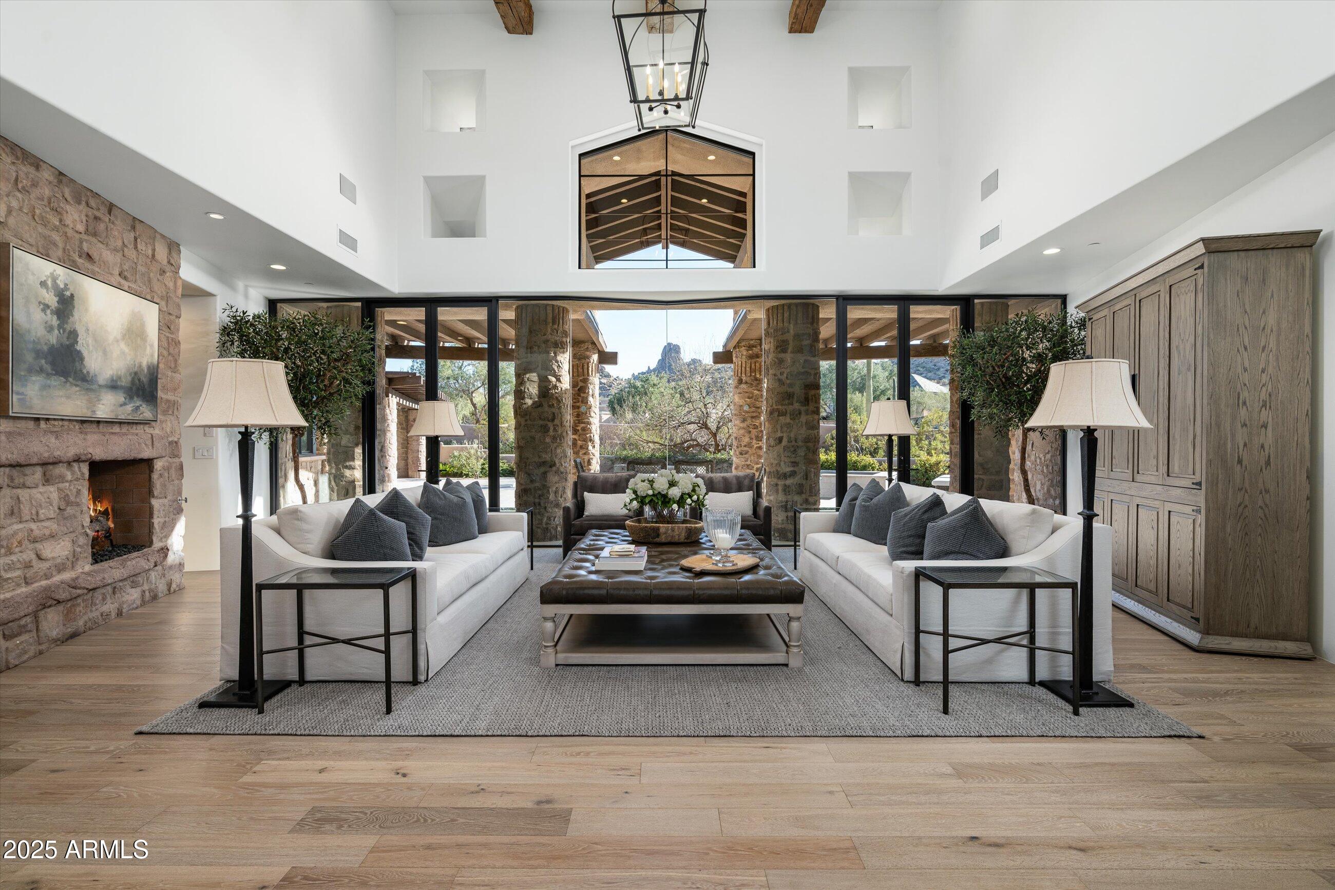 Estancia - Residential