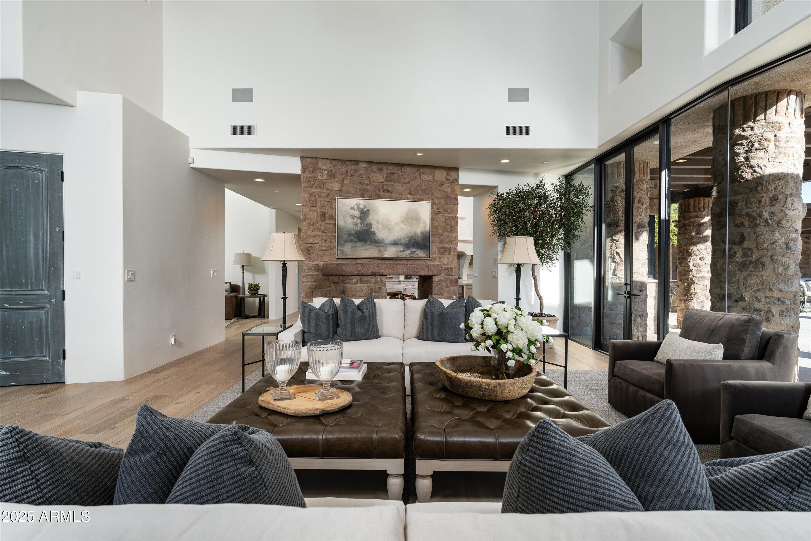 Estancia - Residential