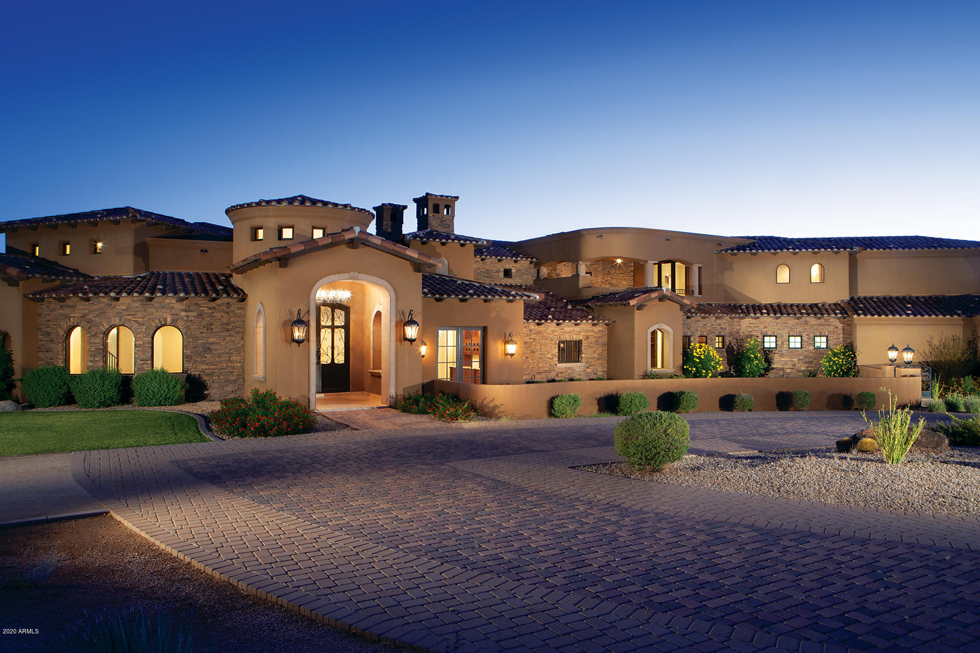 SEC 82ND STREET AND DIXILETA DRIVE - Residential