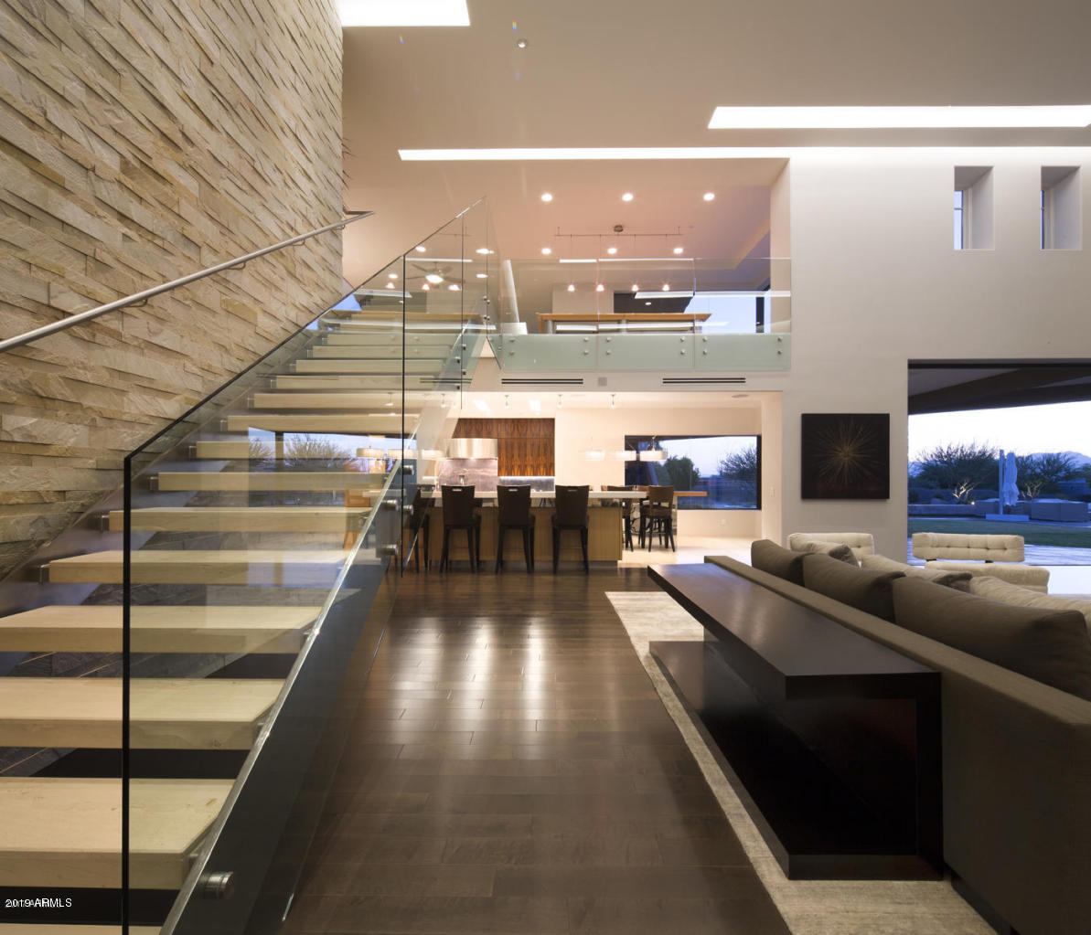 SHOEN ESTATES - Residential