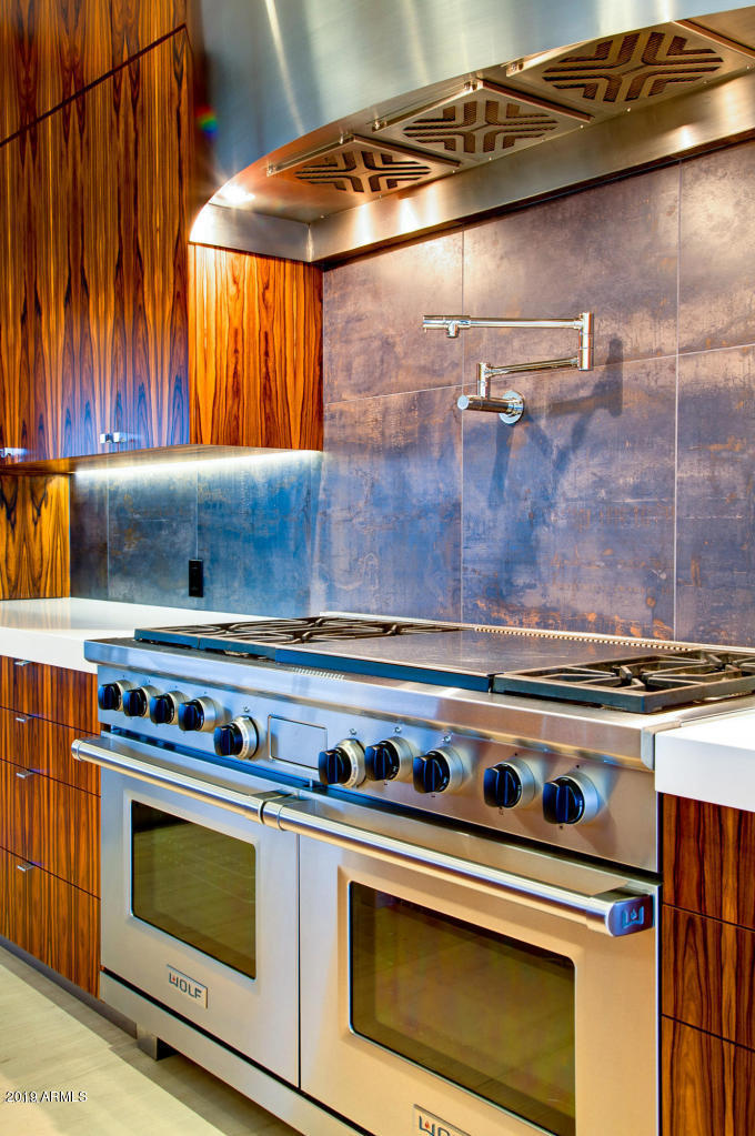 SHOEN ESTATES - Residential
