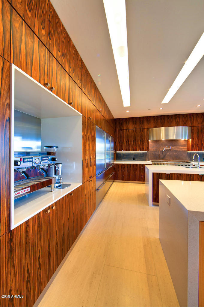 SHOEN ESTATES - Residential