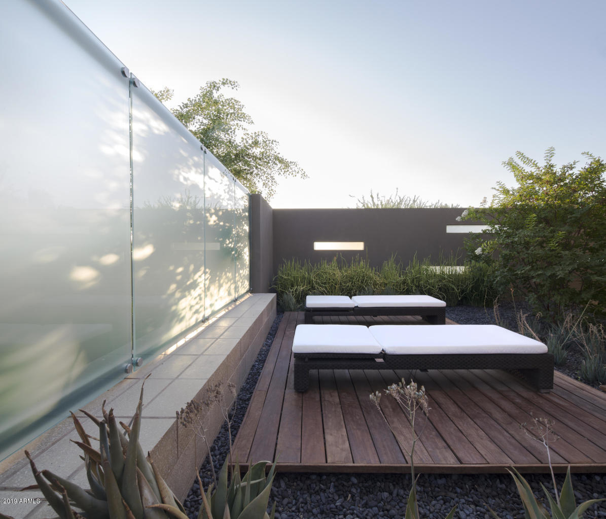 SHOEN ESTATES - Residential