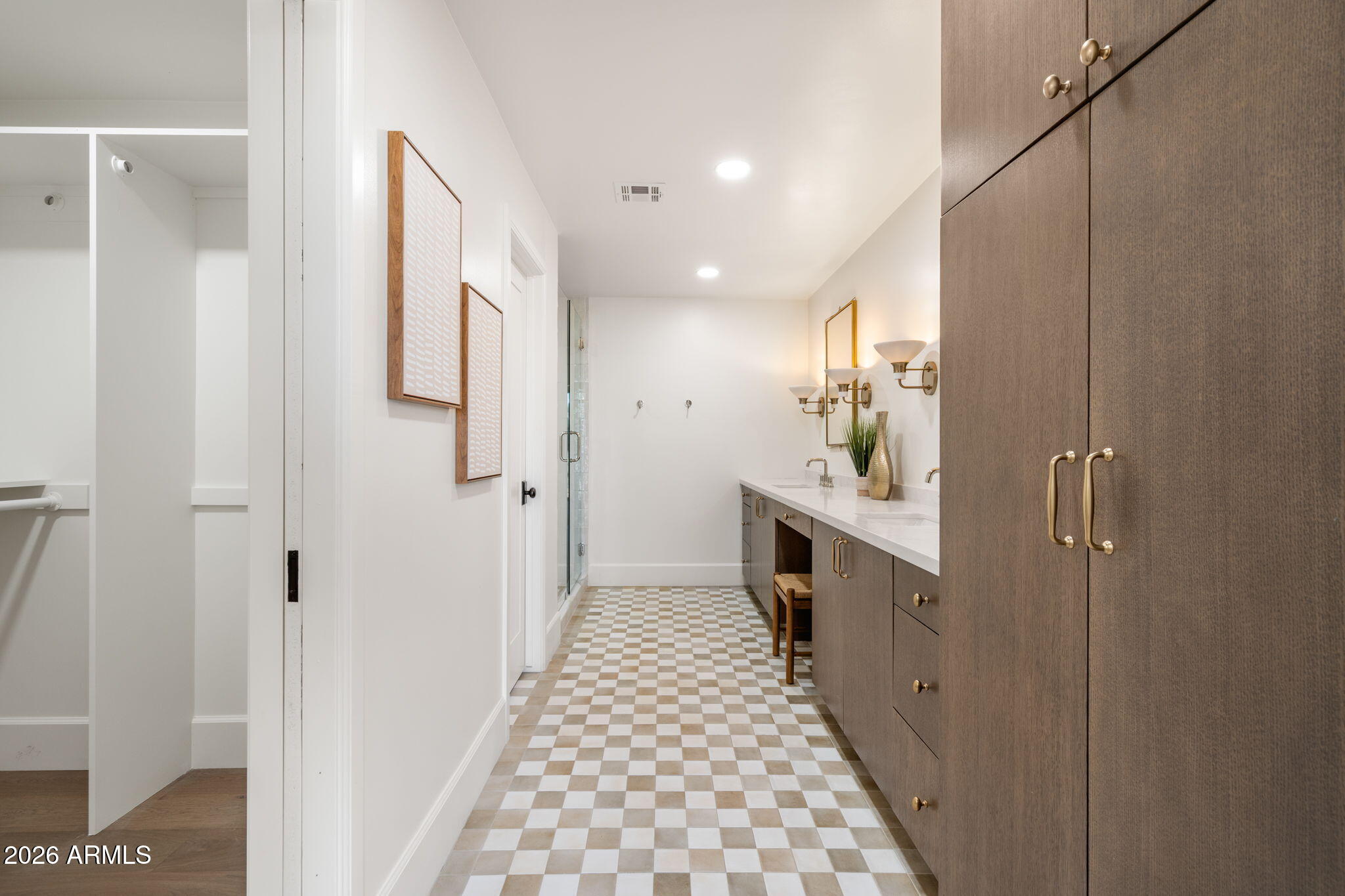 CASABELLA PATIO HOMES - Residential