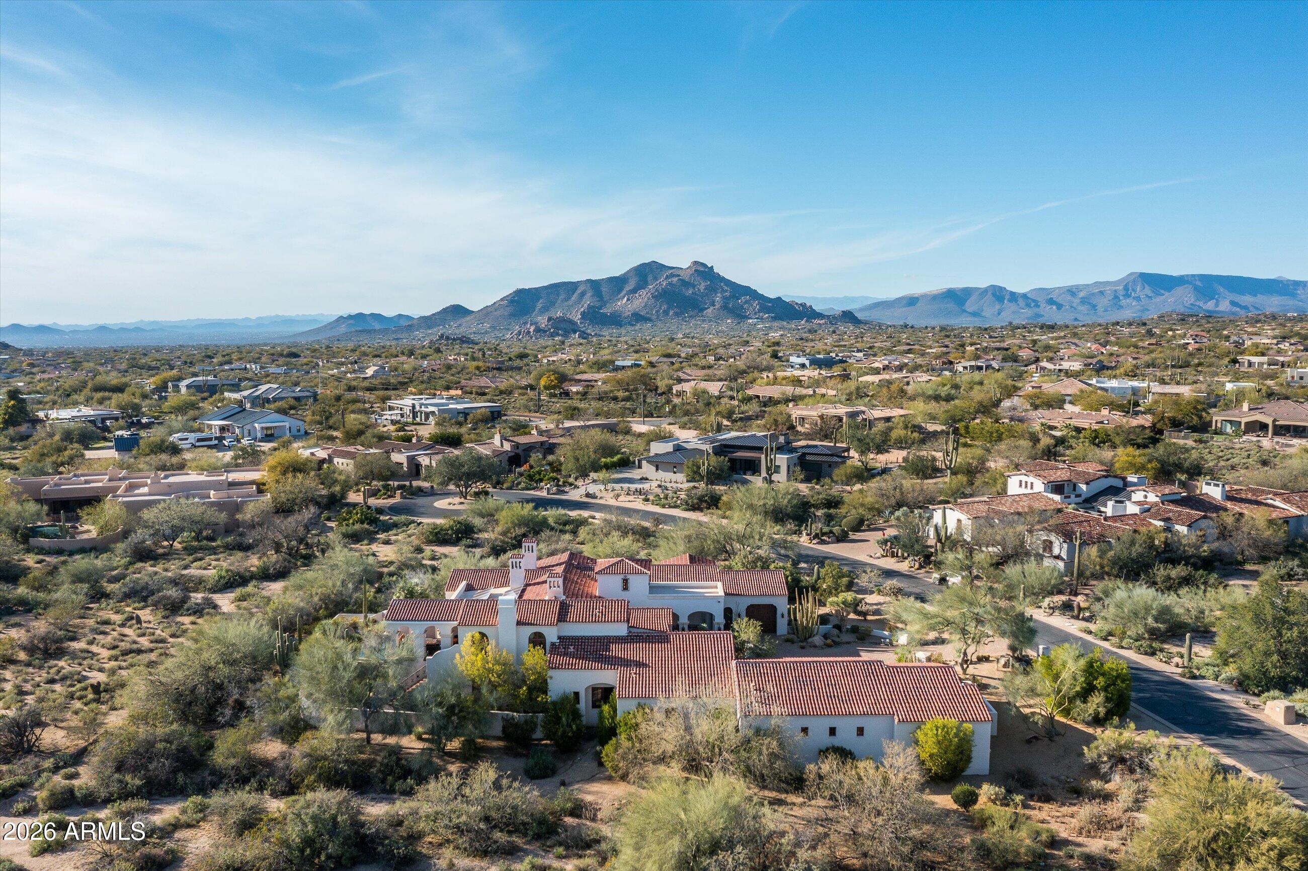 WHISPER ROCK - Residential
