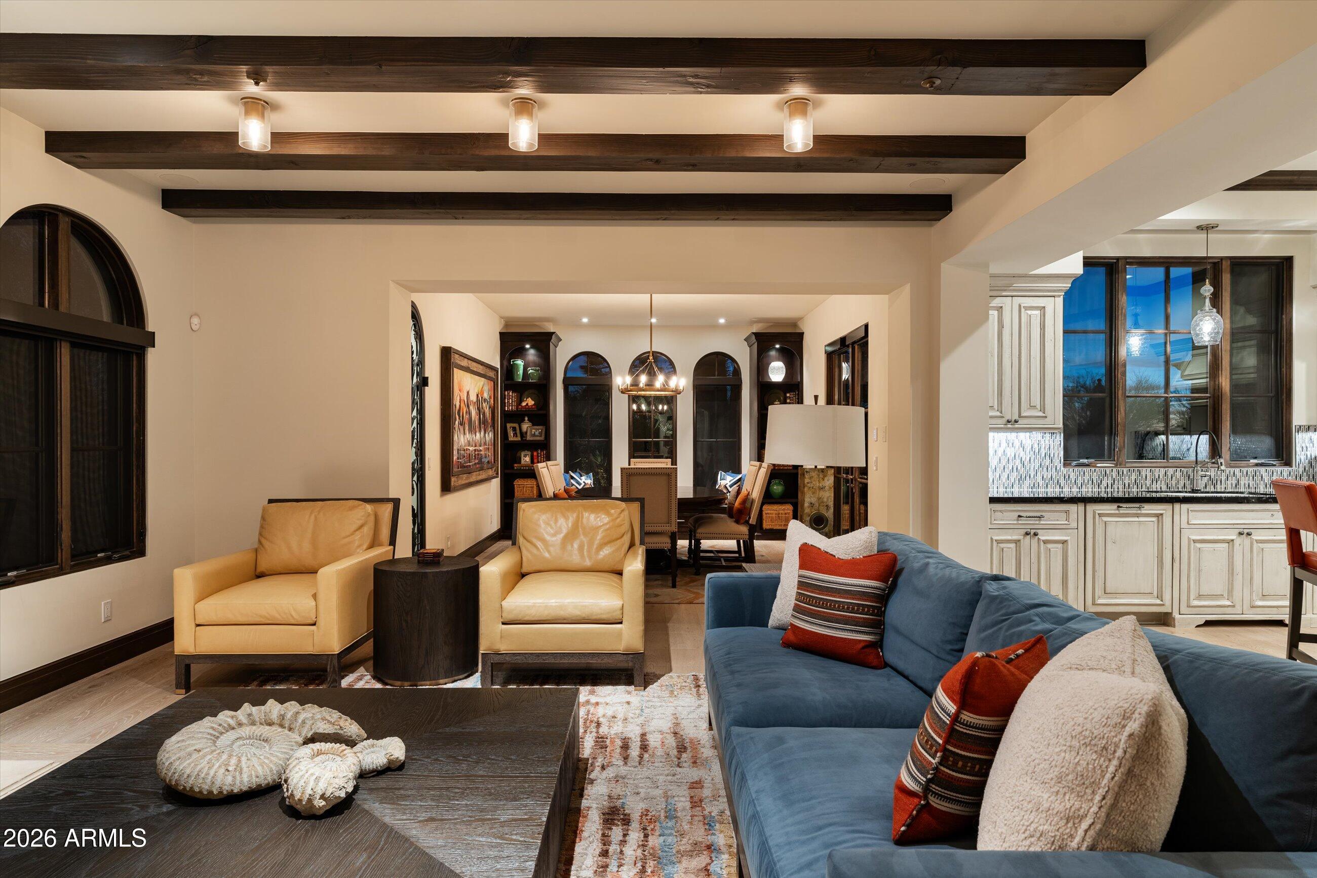 WHISPER ROCK - Residential