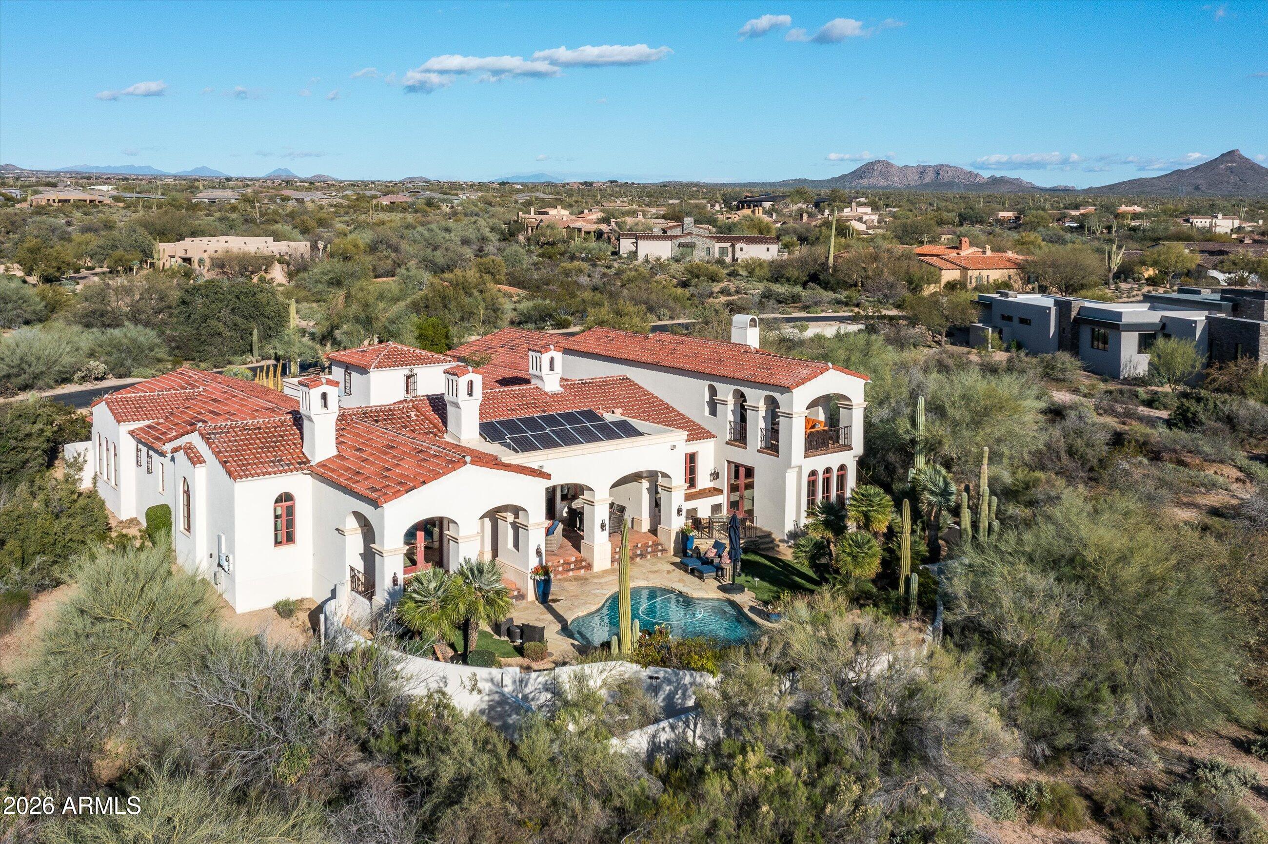 WHISPER ROCK - Residential