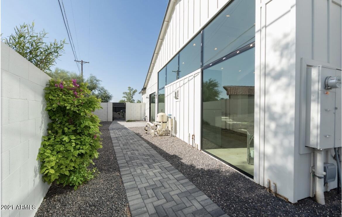 MARION ESTATES REPLATTED 1 LOTS 1-72, TR A - Residential