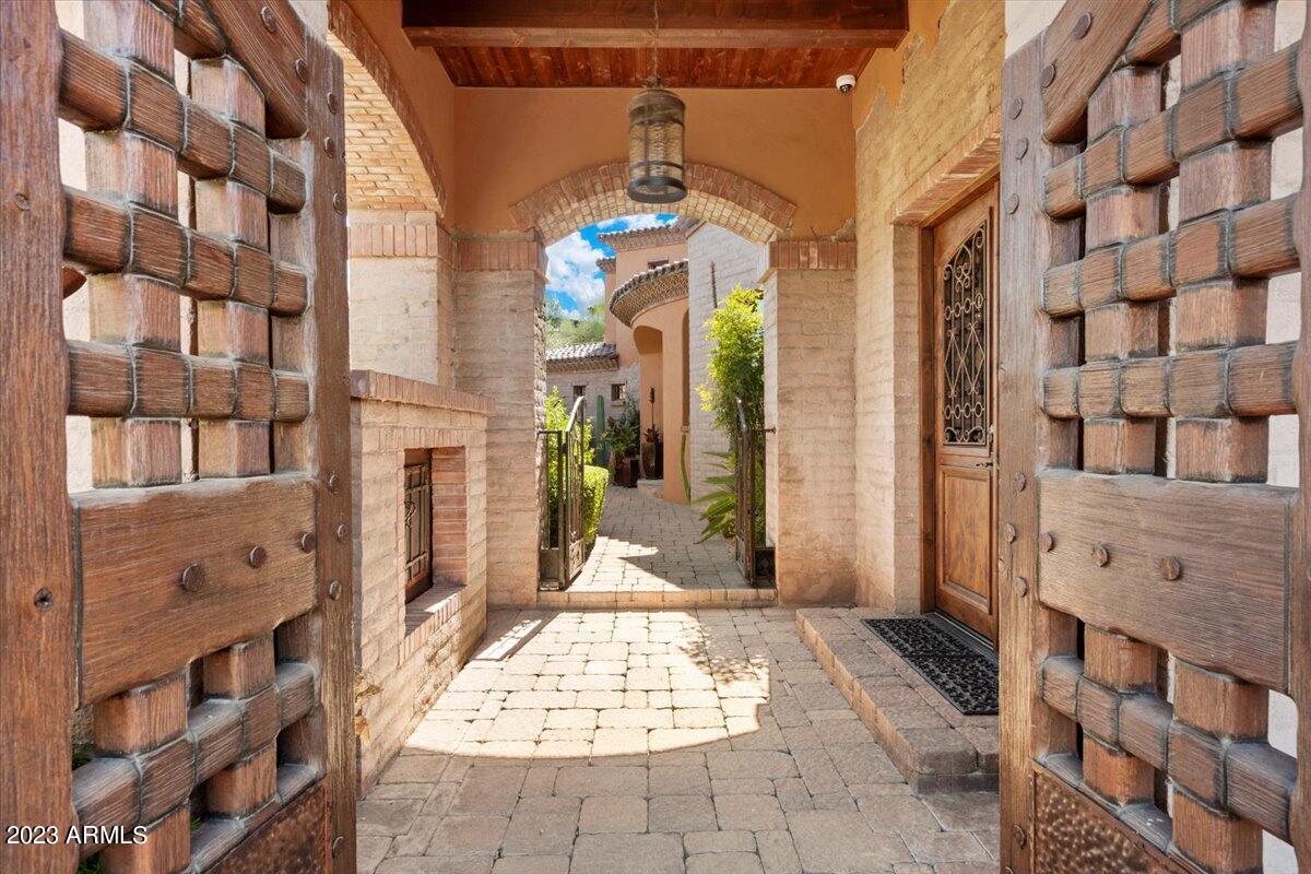 ESTANCIA - Residential