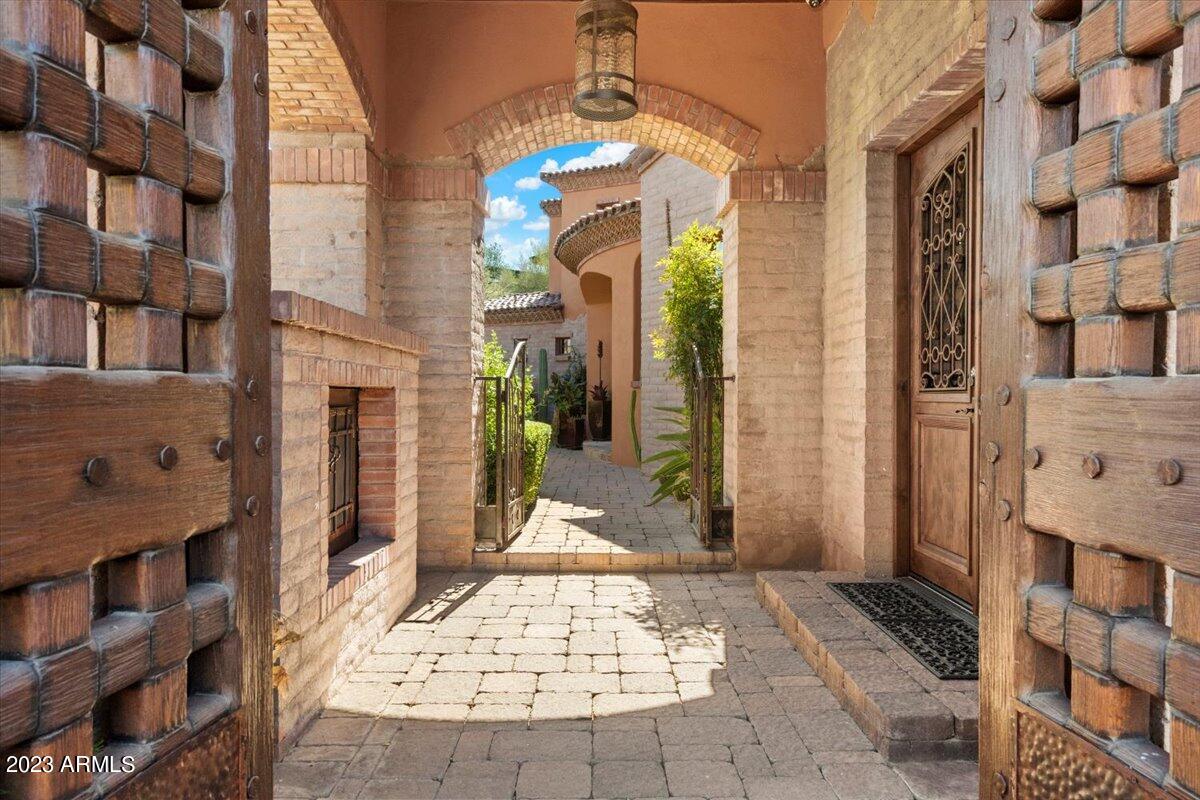 ESTANCIA - Residential