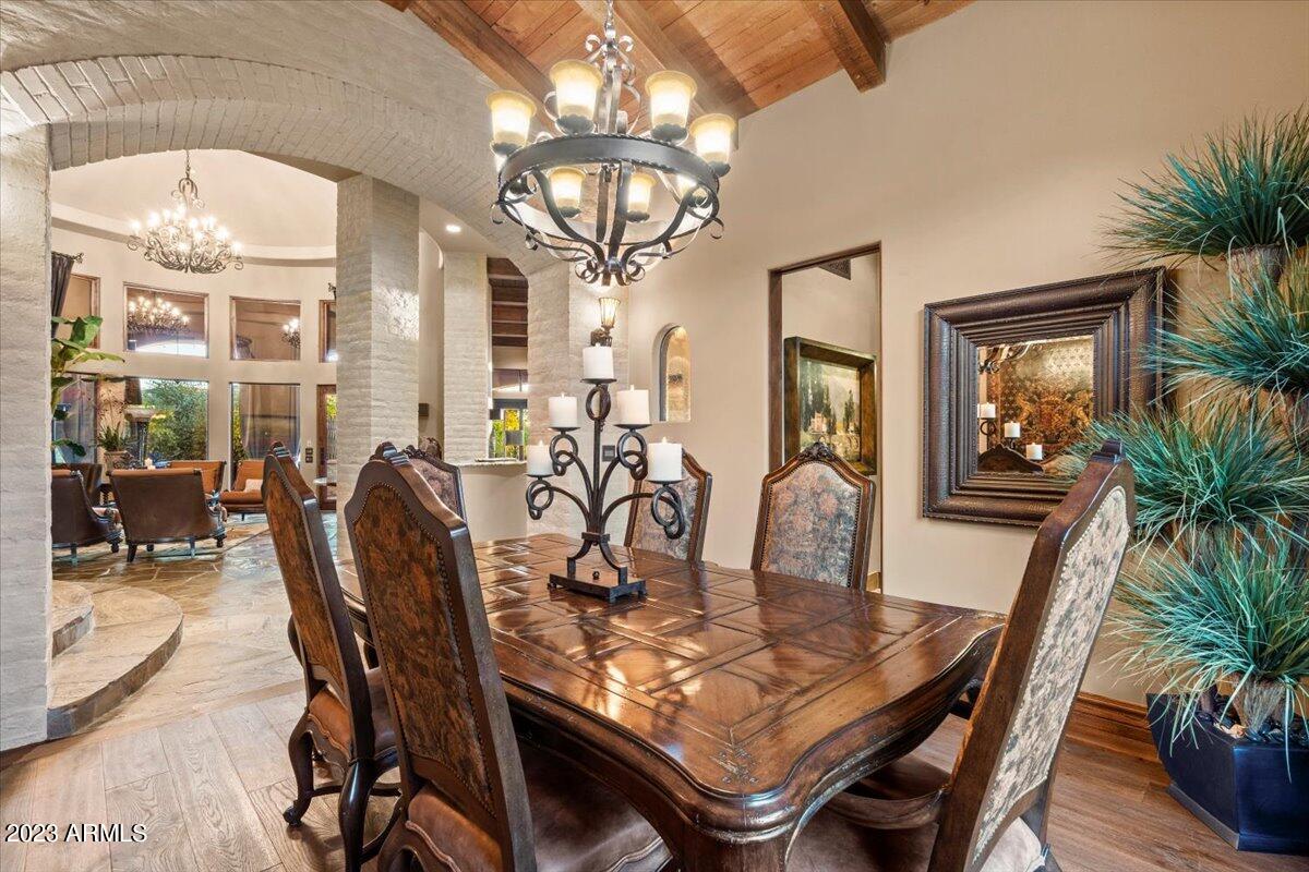 ESTANCIA - Residential