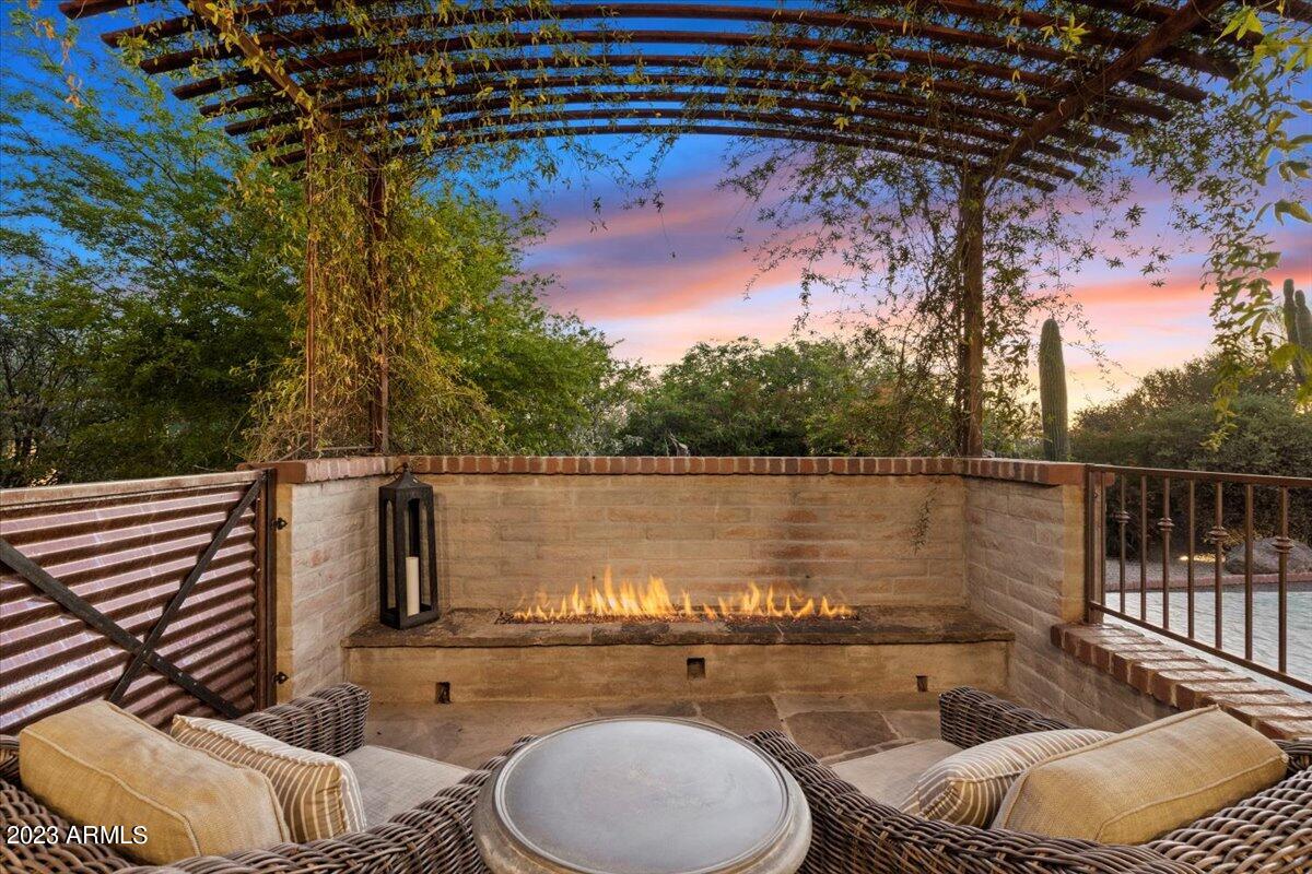 ESTANCIA - Residential
