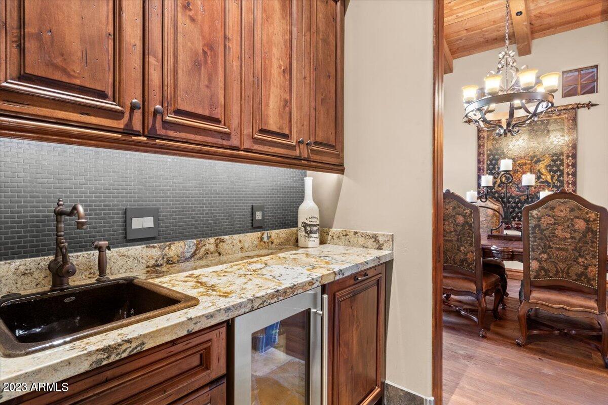 ESTANCIA - Residential