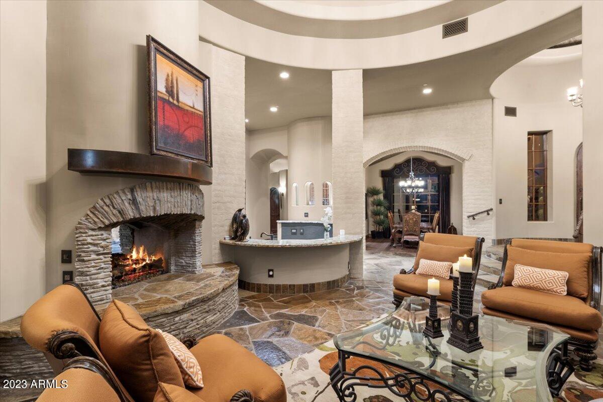 ESTANCIA - Residential