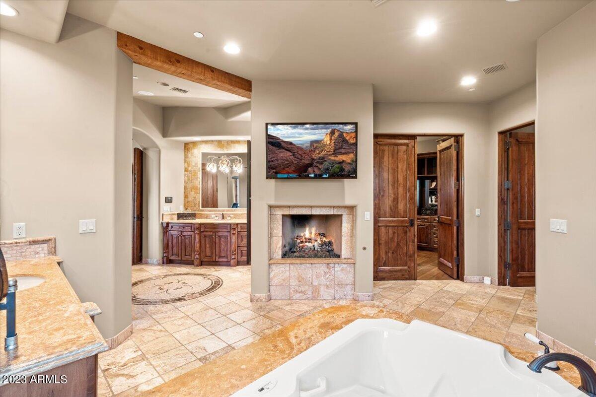 ESTANCIA - Residential