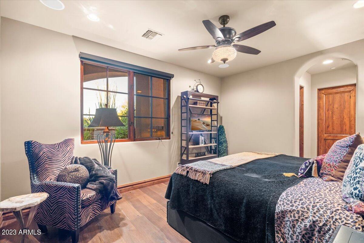ESTANCIA - Residential