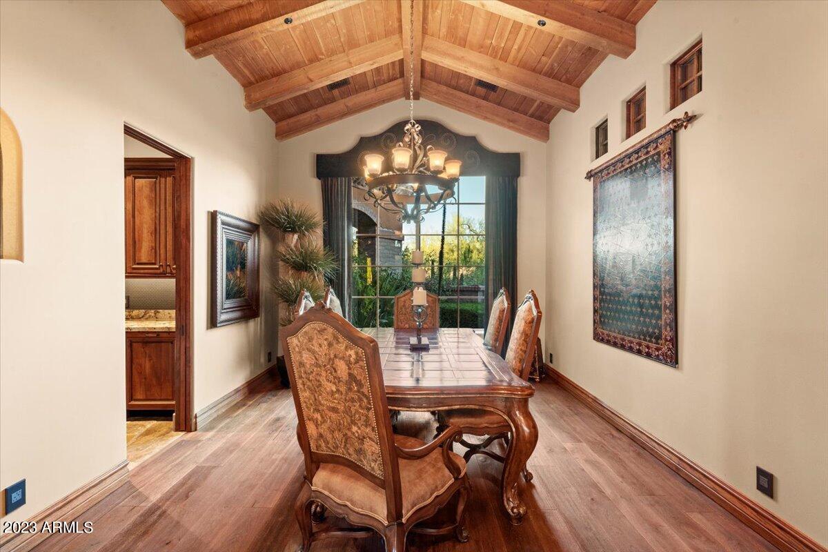 ESTANCIA - Residential