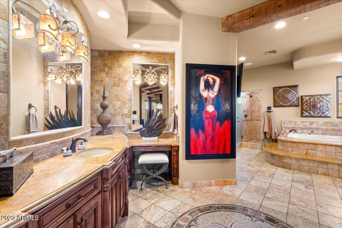 ESTANCIA - Residential