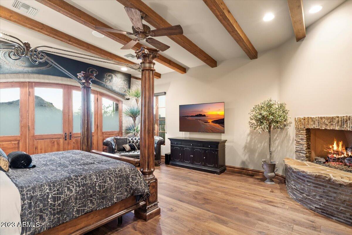 ESTANCIA - Residential