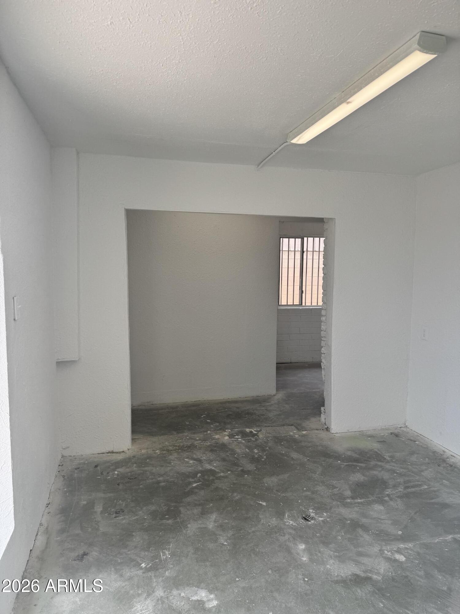 S19 T1N R8E - Commercial Lease