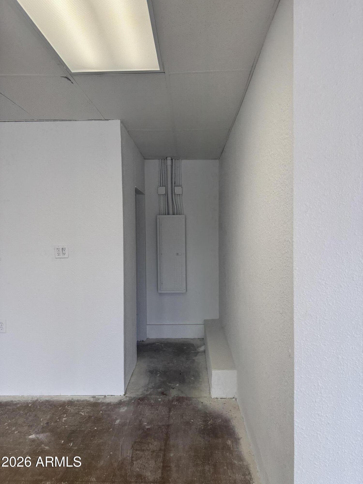 S19 T1N R8E - Commercial Lease