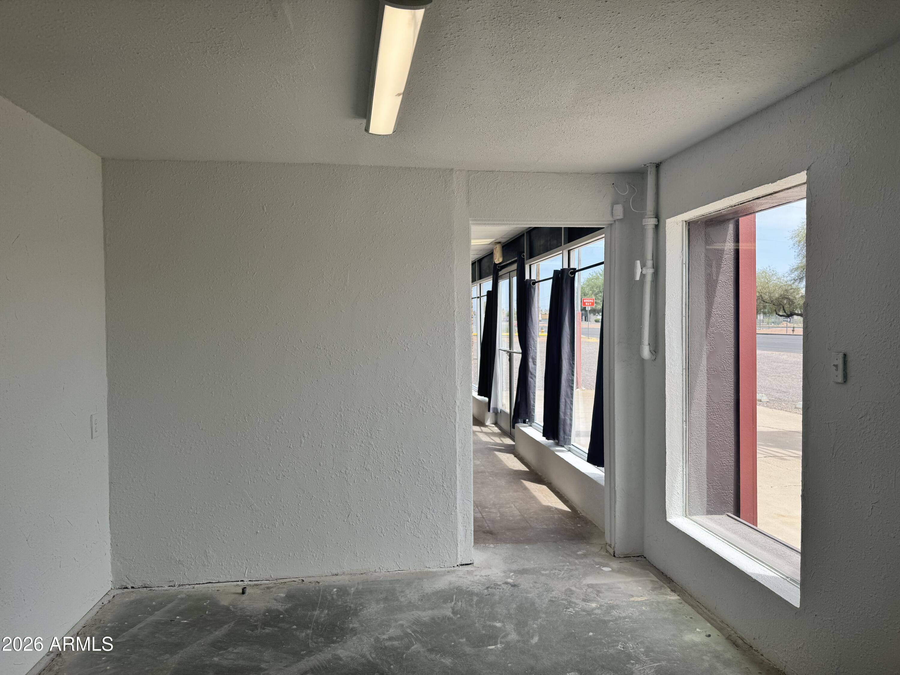 S19 T1N R8E - Commercial Lease