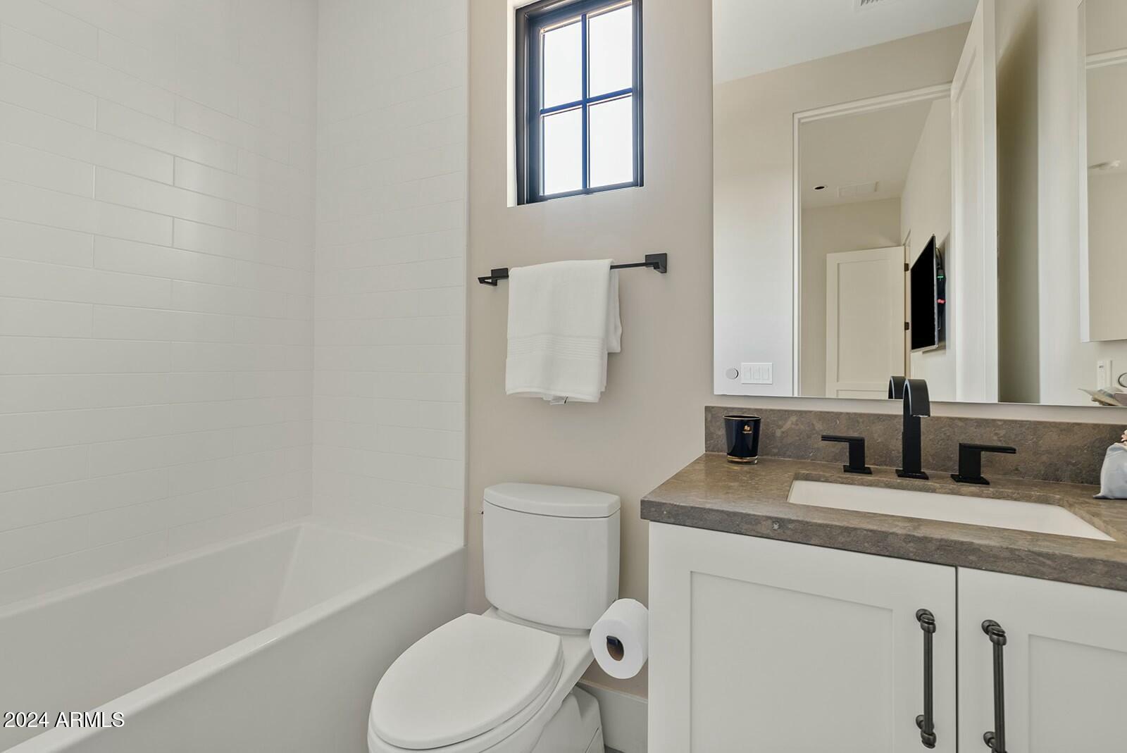 WHITE HORSE - Residential