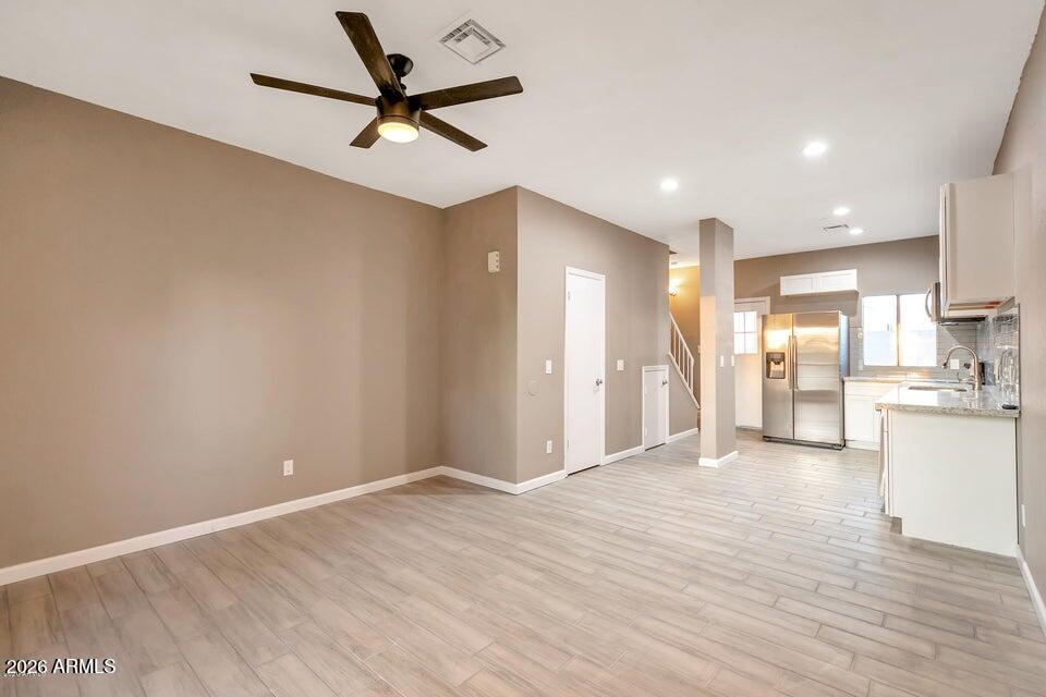 SUNSTONE 2 - Residential