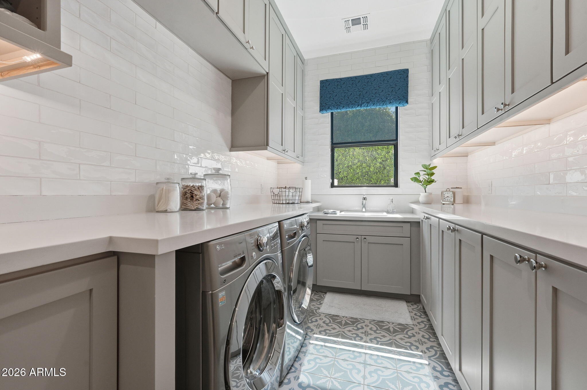 WHITEWING AT GERMANN ESTATES - Residential