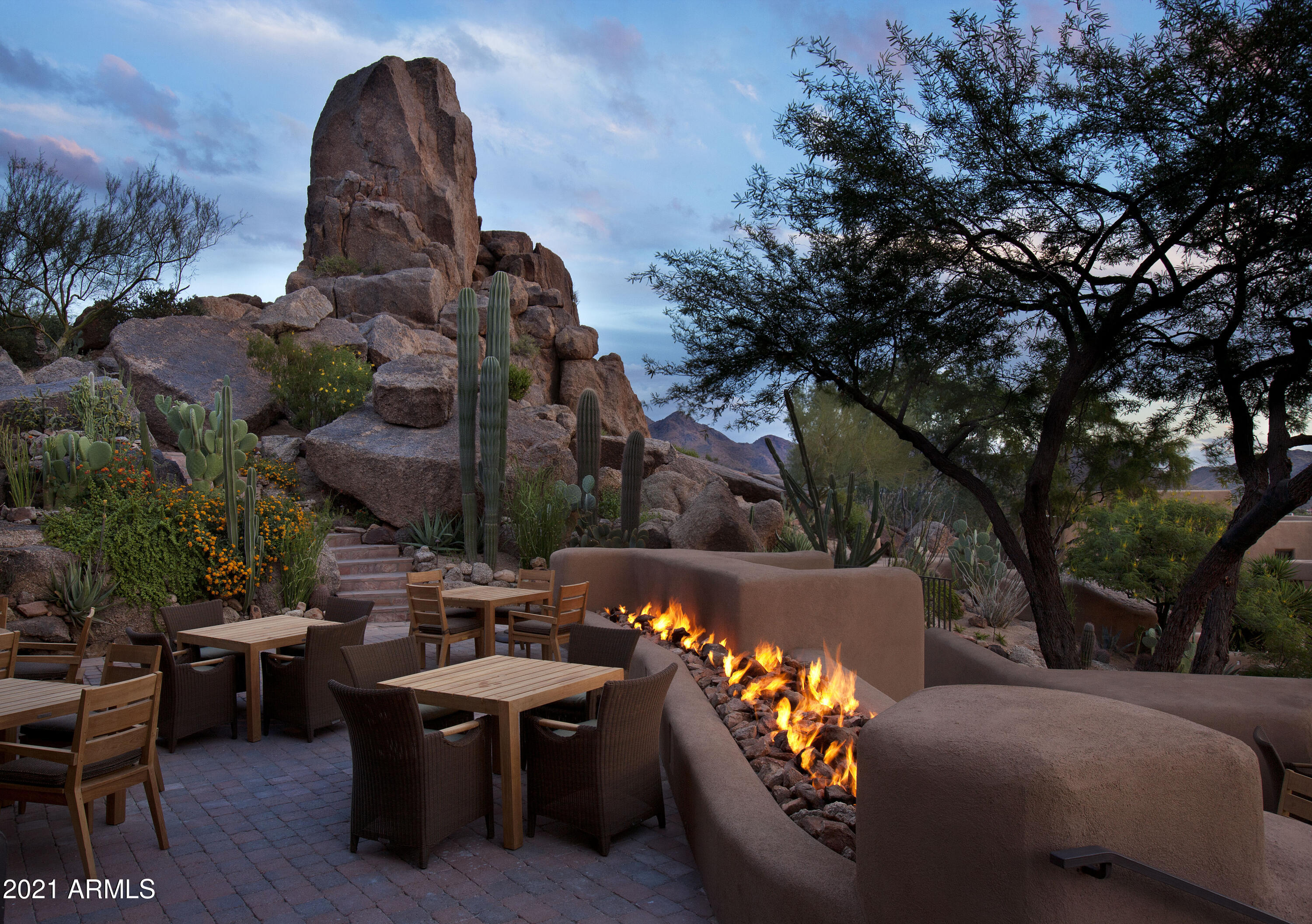 DESERT HIGHLANDS - Residential