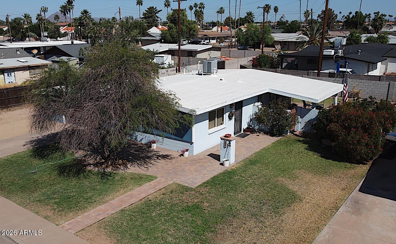 Wonderful place in a nice little pocket of homes. Great location in Northwest Mesa with quick access to the Riverview Sports & Entertainment complex. 

Home is in great shape!
