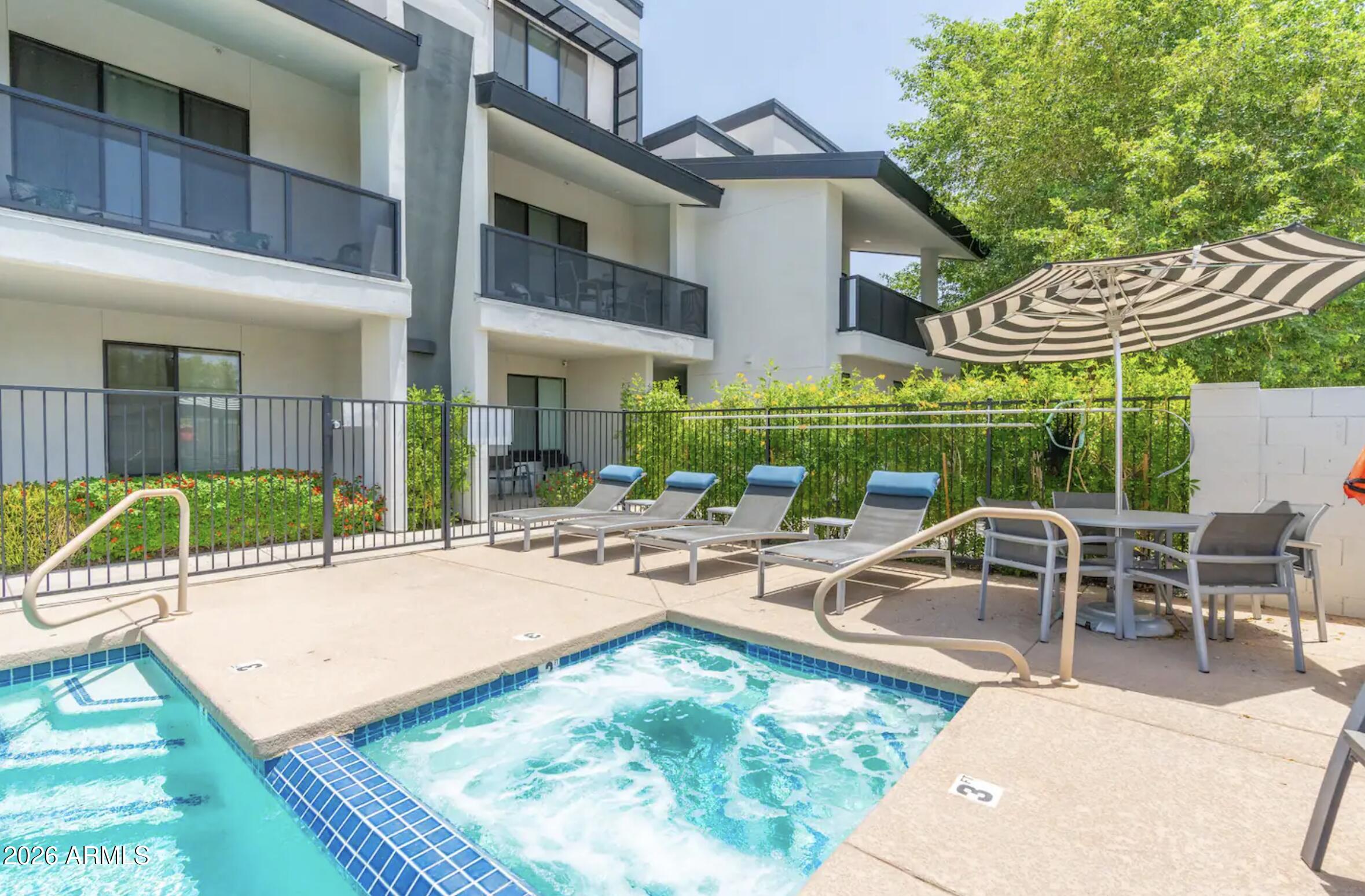 OLD TOWN SOUTH CONDOMINIUM - Residential