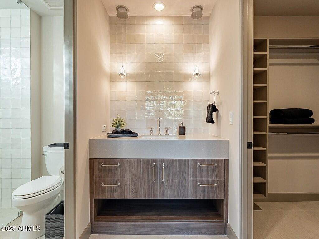 THE VILLAGE AT PARADISE RESERVE - Residential