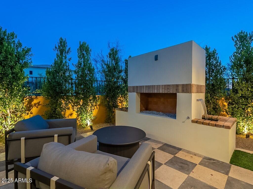 THE VILLAGE AT PARADISE RESERVE - Residential