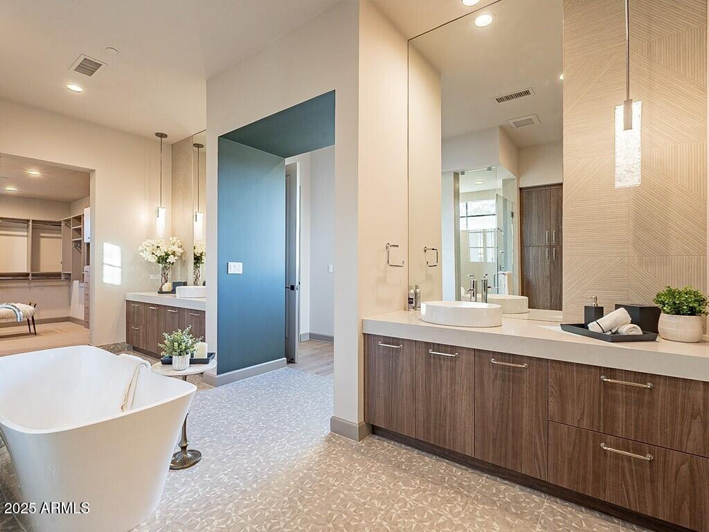 THE VILLAGE AT PARADISE RESERVE - Residential