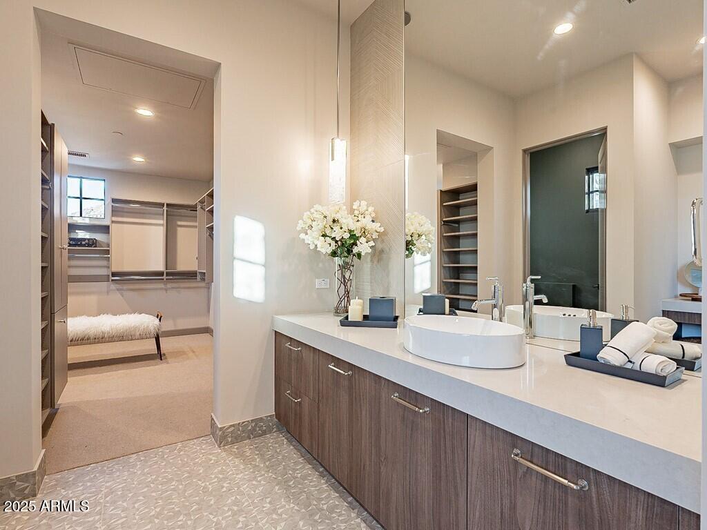 THE VILLAGE AT PARADISE RESERVE - Residential