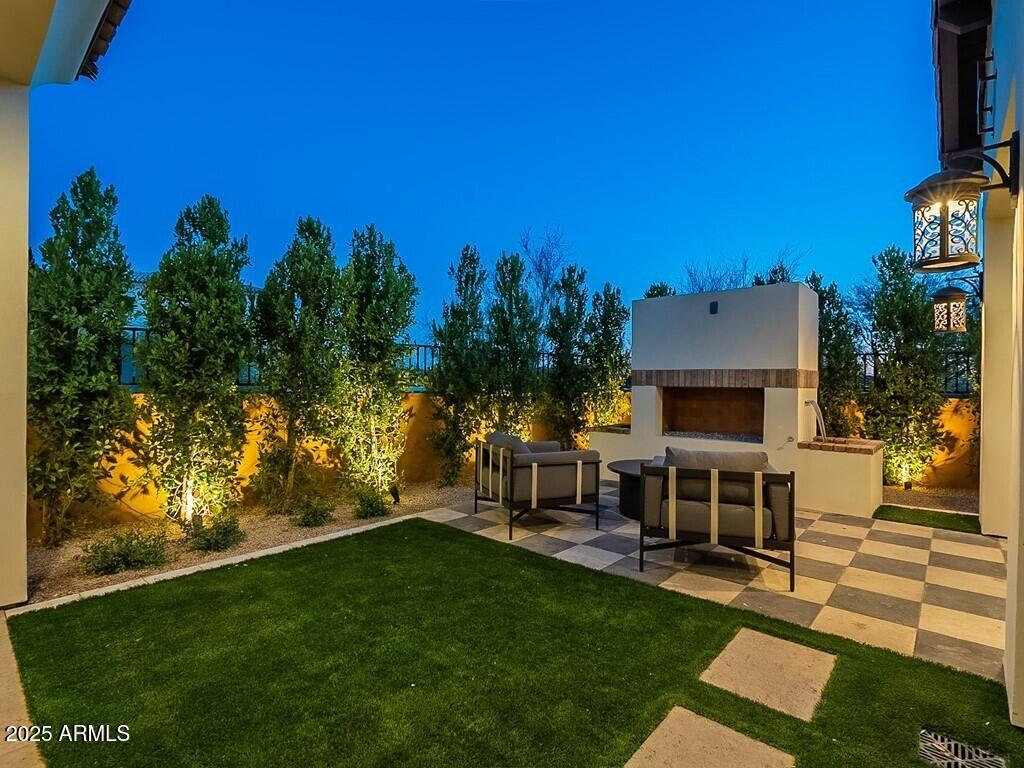 THE VILLAGE AT PARADISE RESERVE - Residential