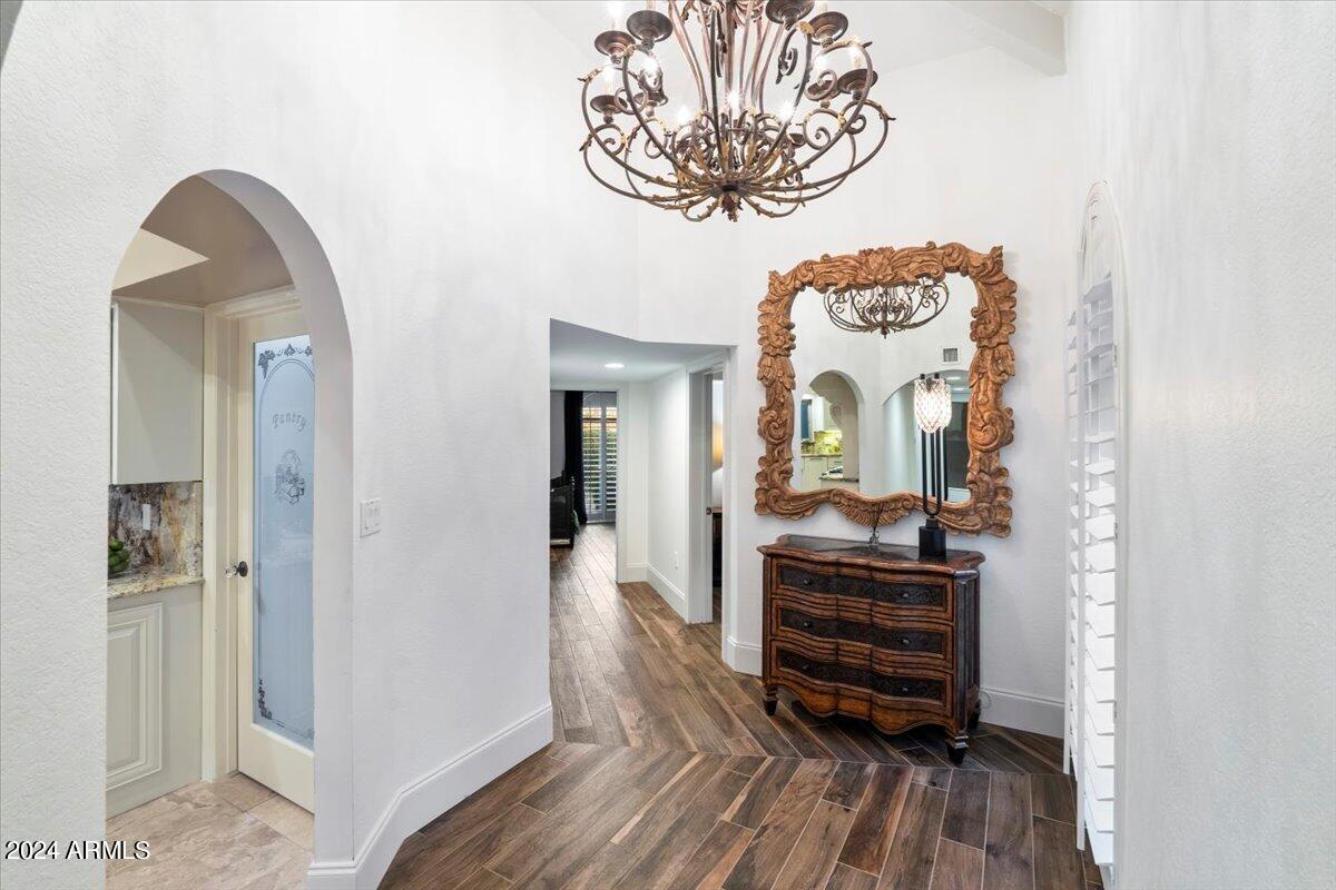 CUTAIAS ACRES - Residential