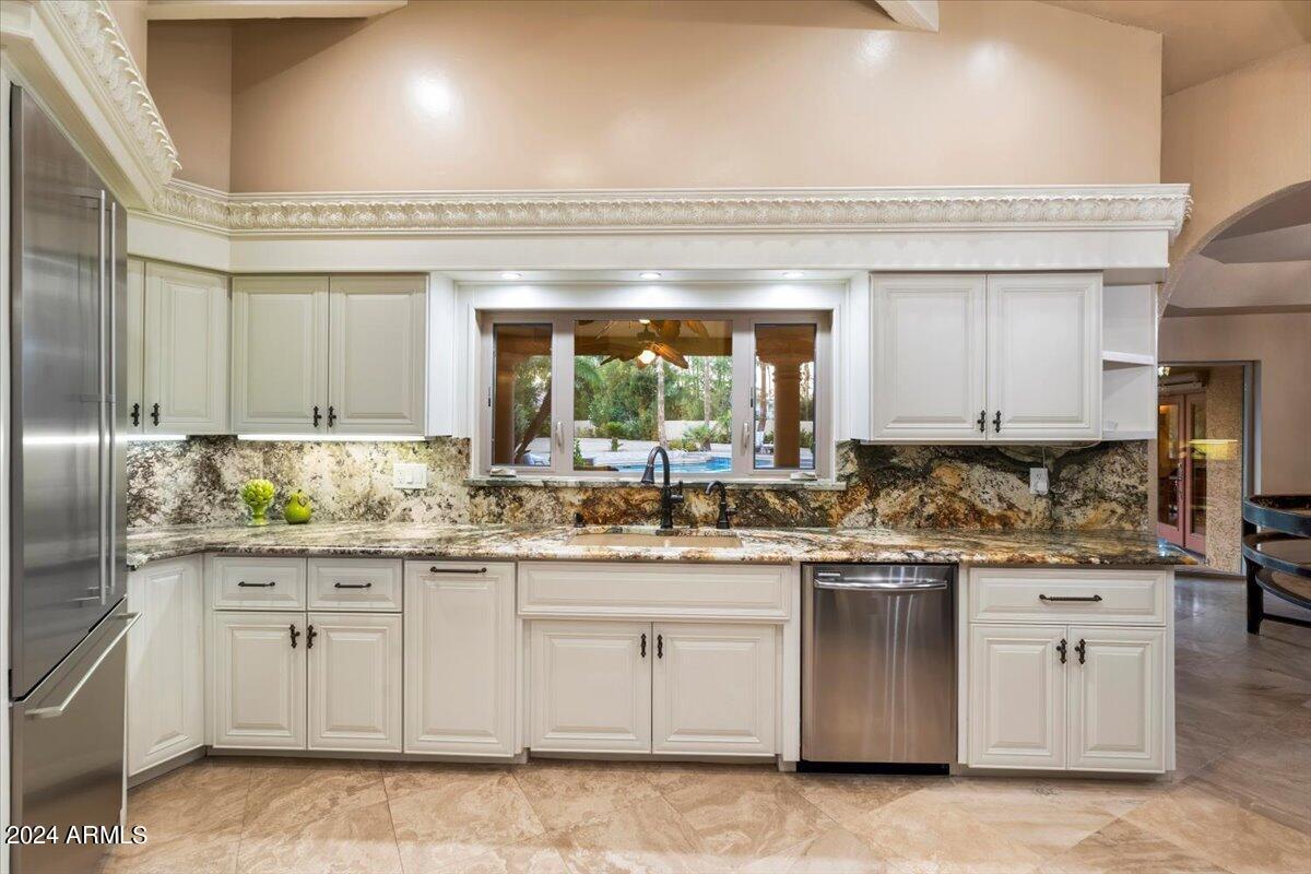 CUTAIAS ACRES - Residential